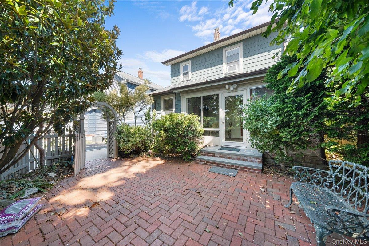 44 Madison Street, Lynbrook, NY 11563