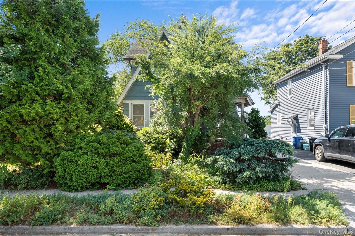 44 Madison Street, Lynbrook, NY 11563