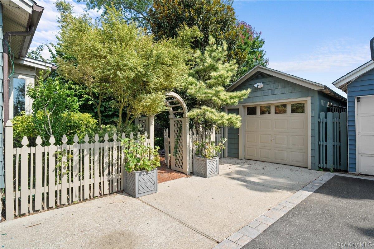 44 Madison Street, Lynbrook, NY 11563