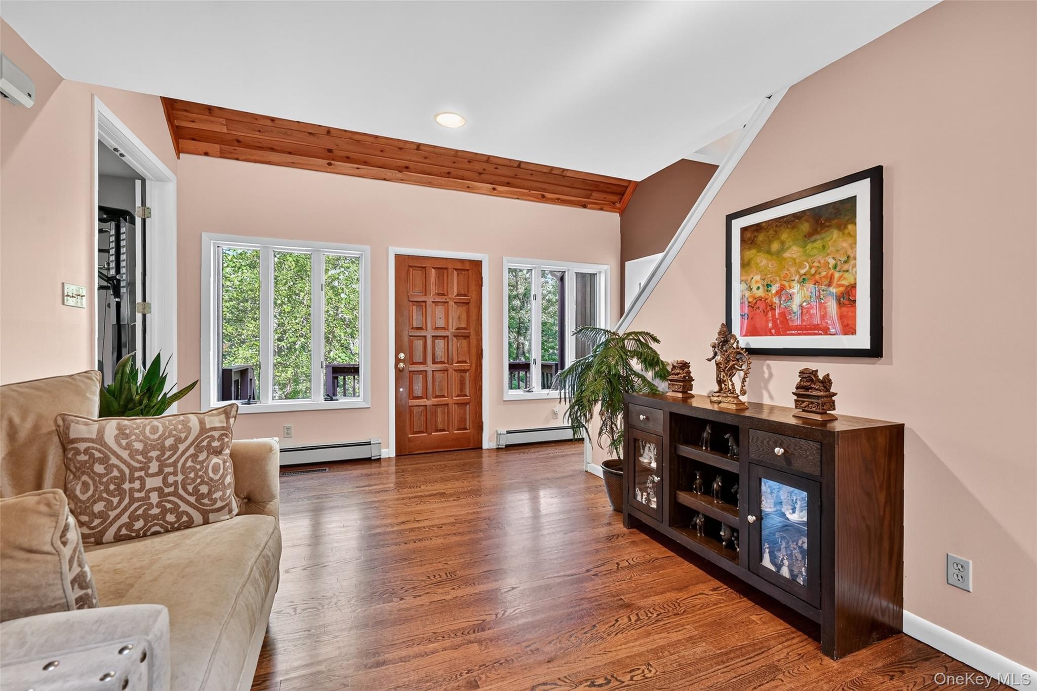 61 W Corbett Road, Montgomery, NY 12549