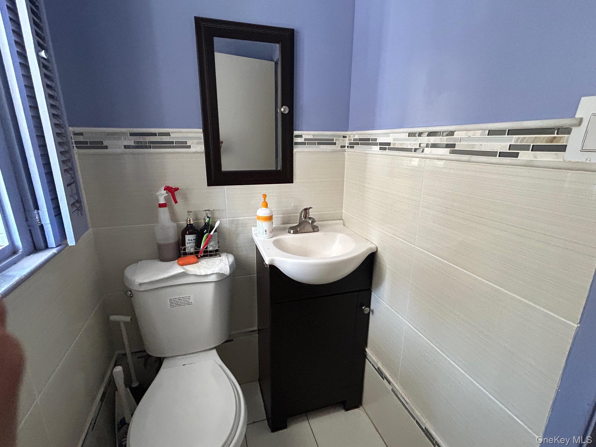 863 E 221st Street, Bronx, NY 10467