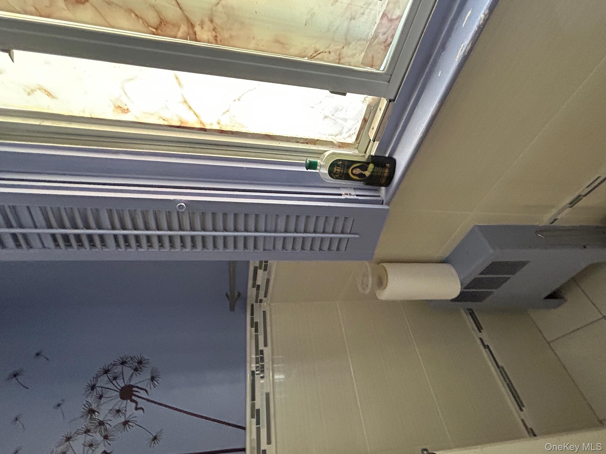 863 E 221st Street, Bronx, NY 10467