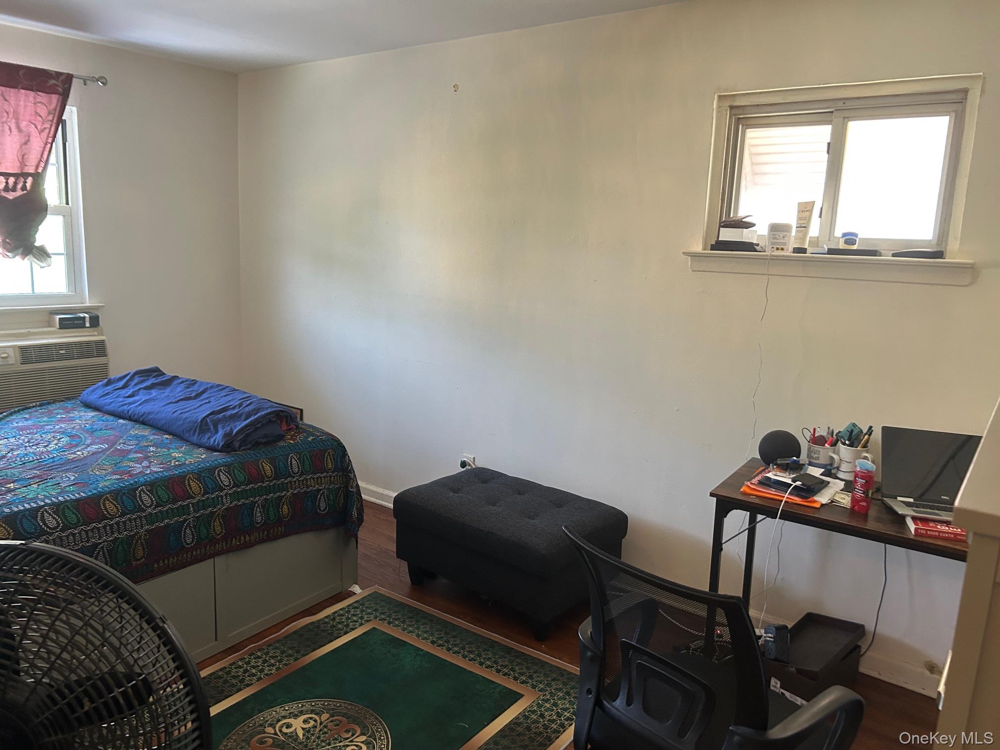 863 E 221st Street, Bronx, NY 10467