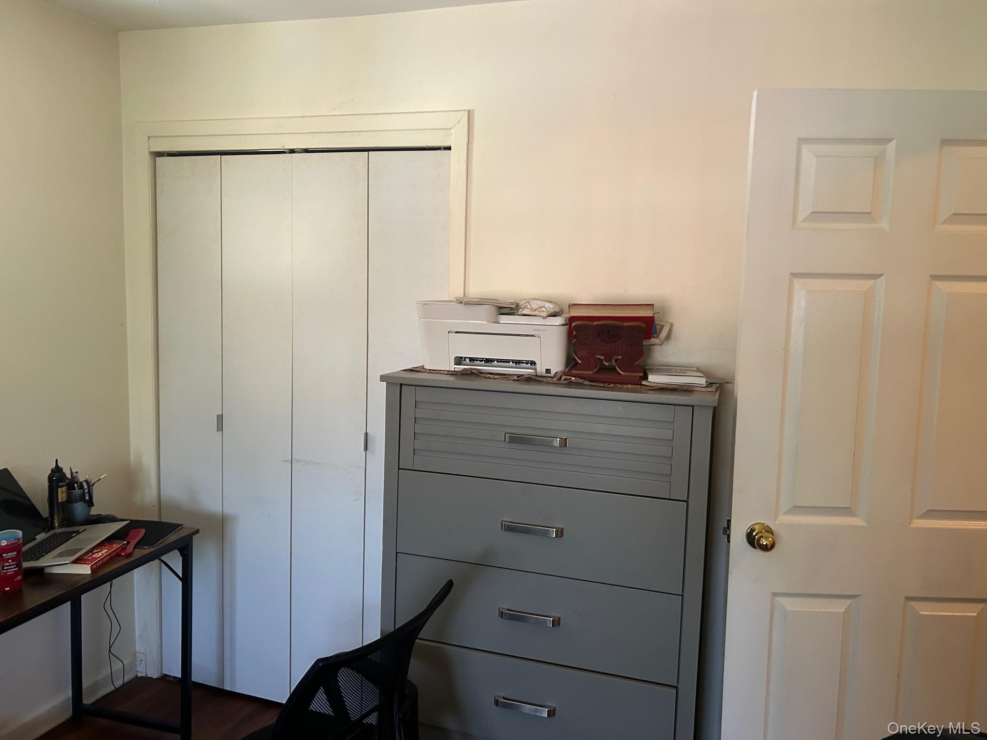 863 E 221st Street, Bronx, NY 10467