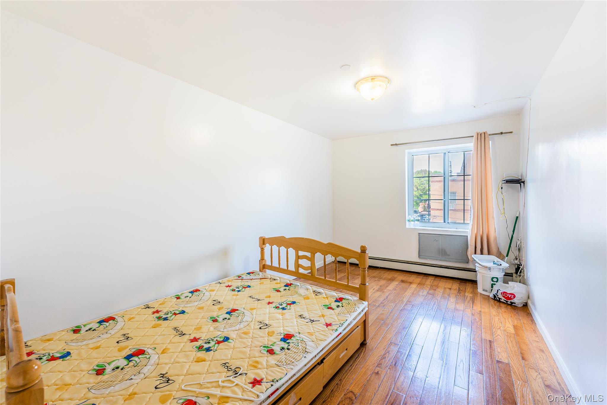 35-06 Leavitt Street # 3E, Flushing, NY 11354