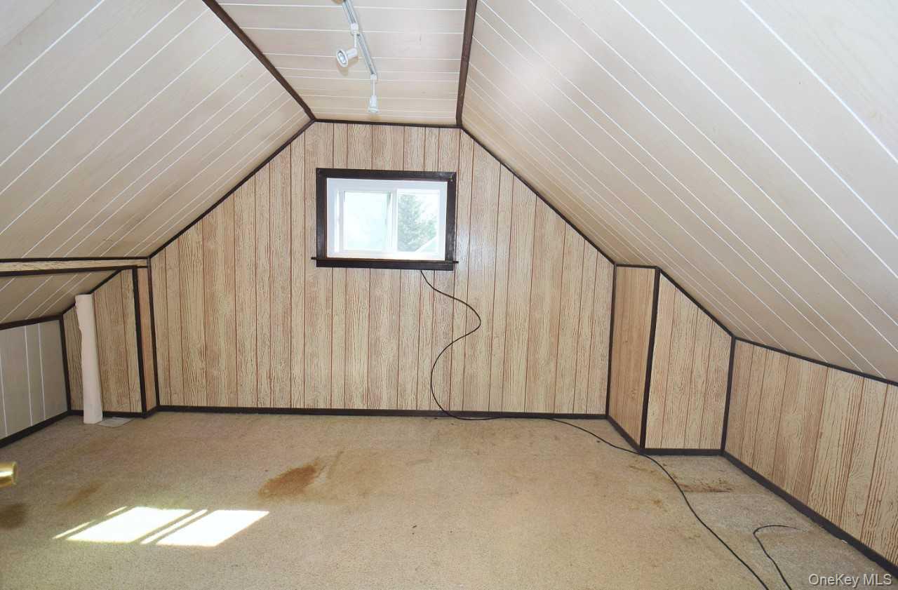 14 E Walnut Street, Central Islip, NY 11722