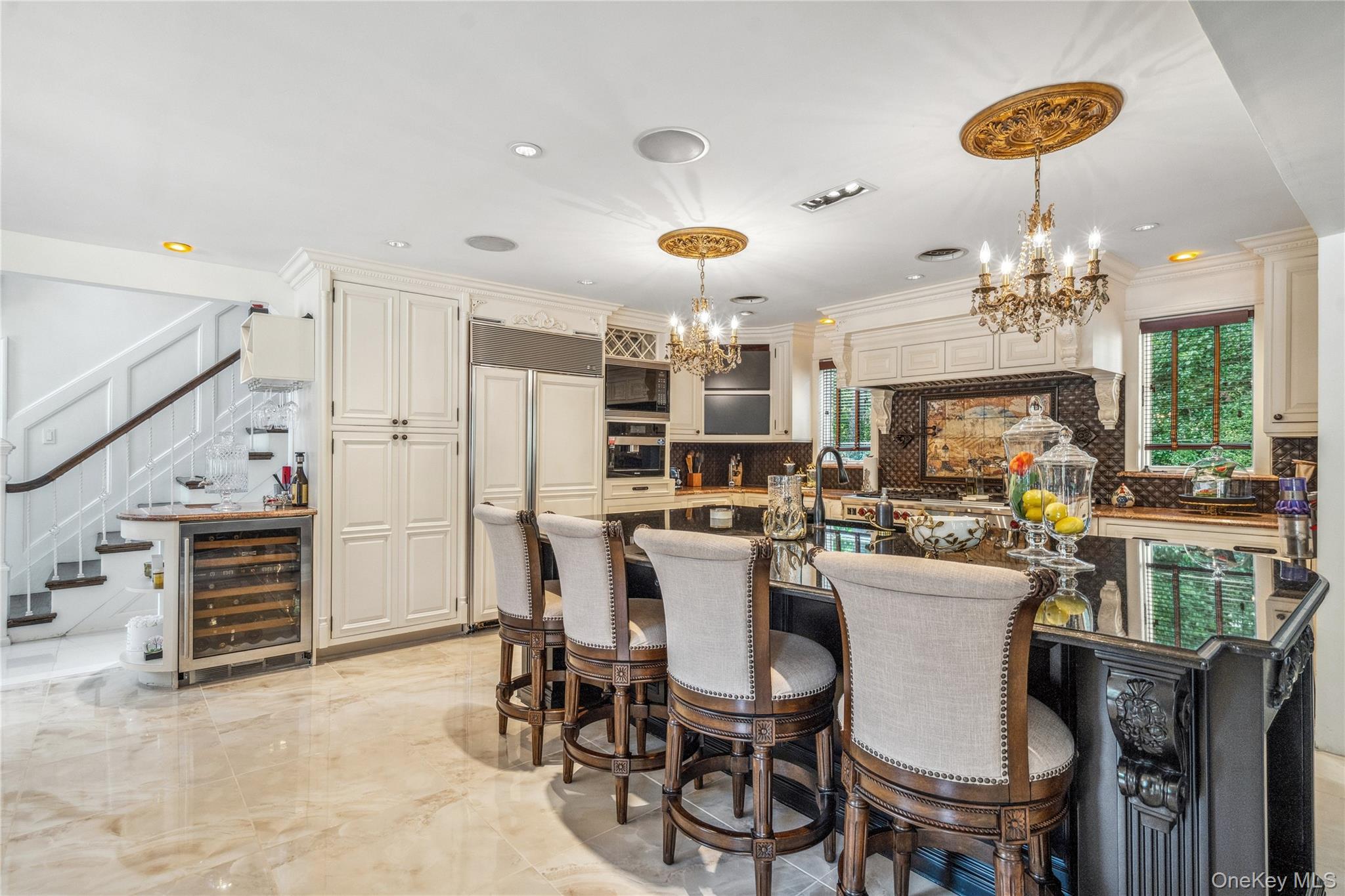 213 Guinea Woods Road, Old Westbury, NY 11568