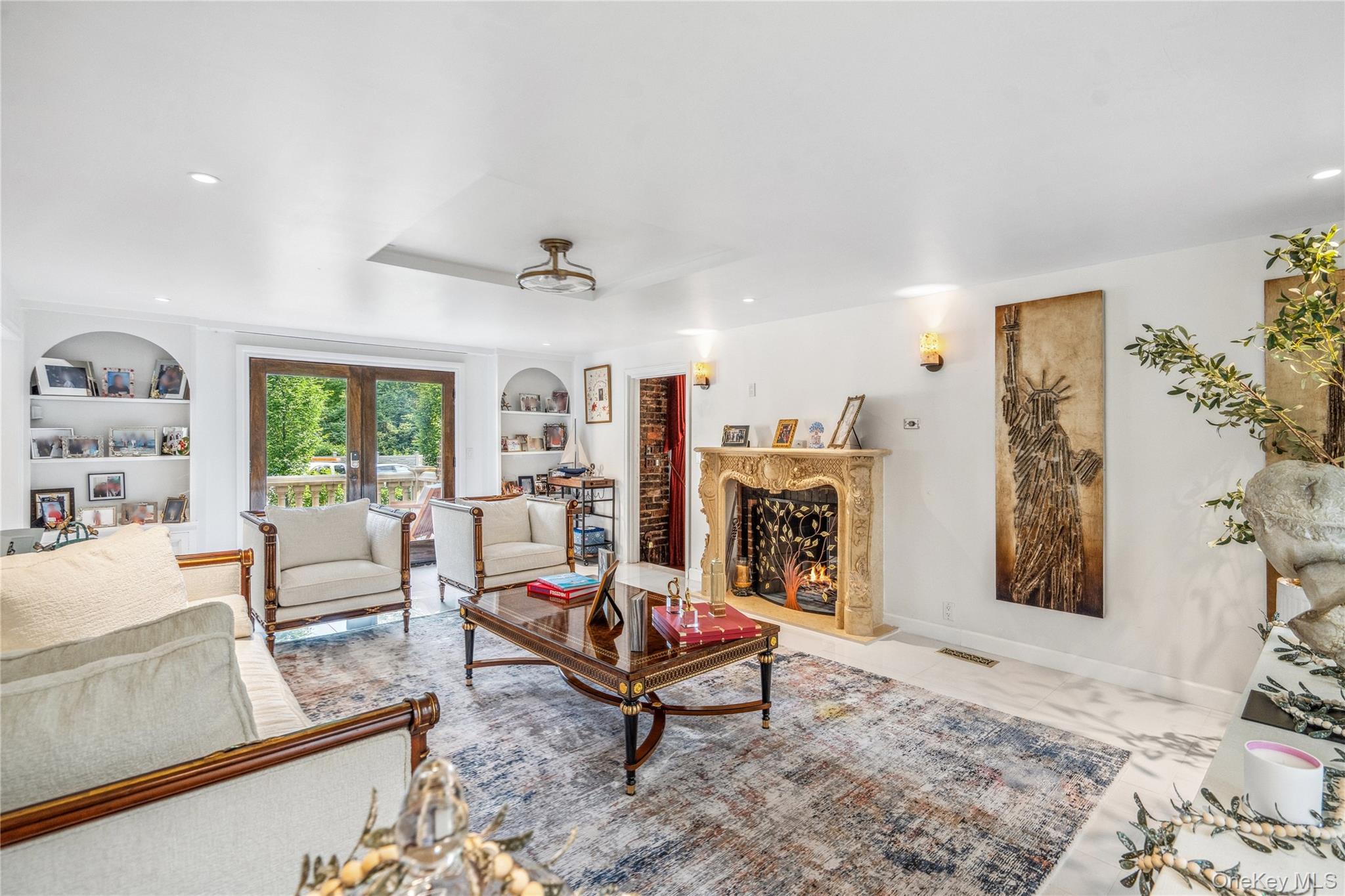 213 Guinea Woods Road, Old Westbury, NY 11568