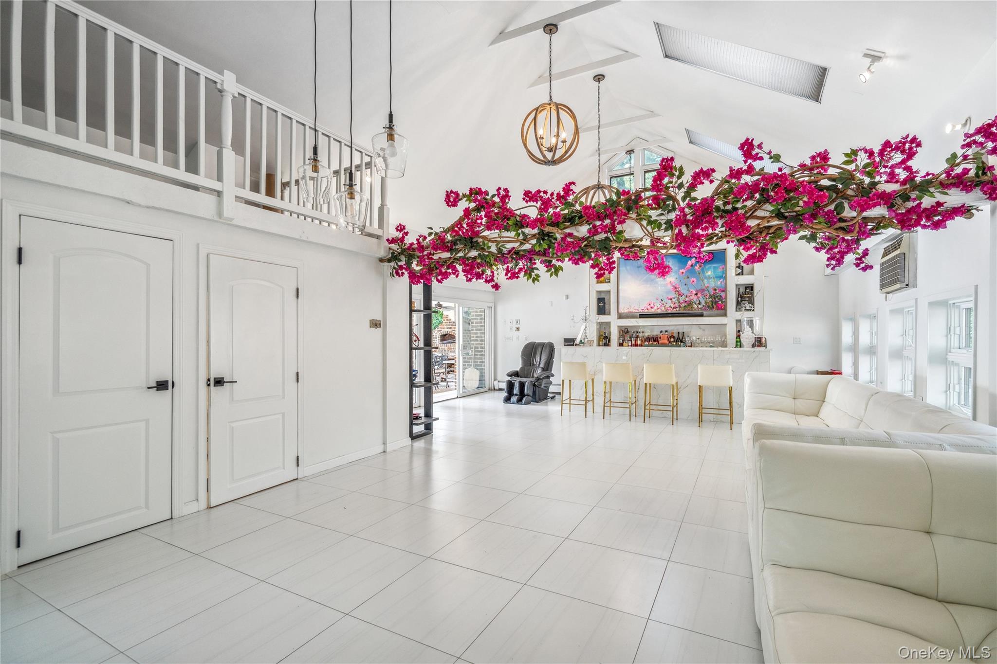 213 Guinea Woods Road, Old Westbury, NY 11568