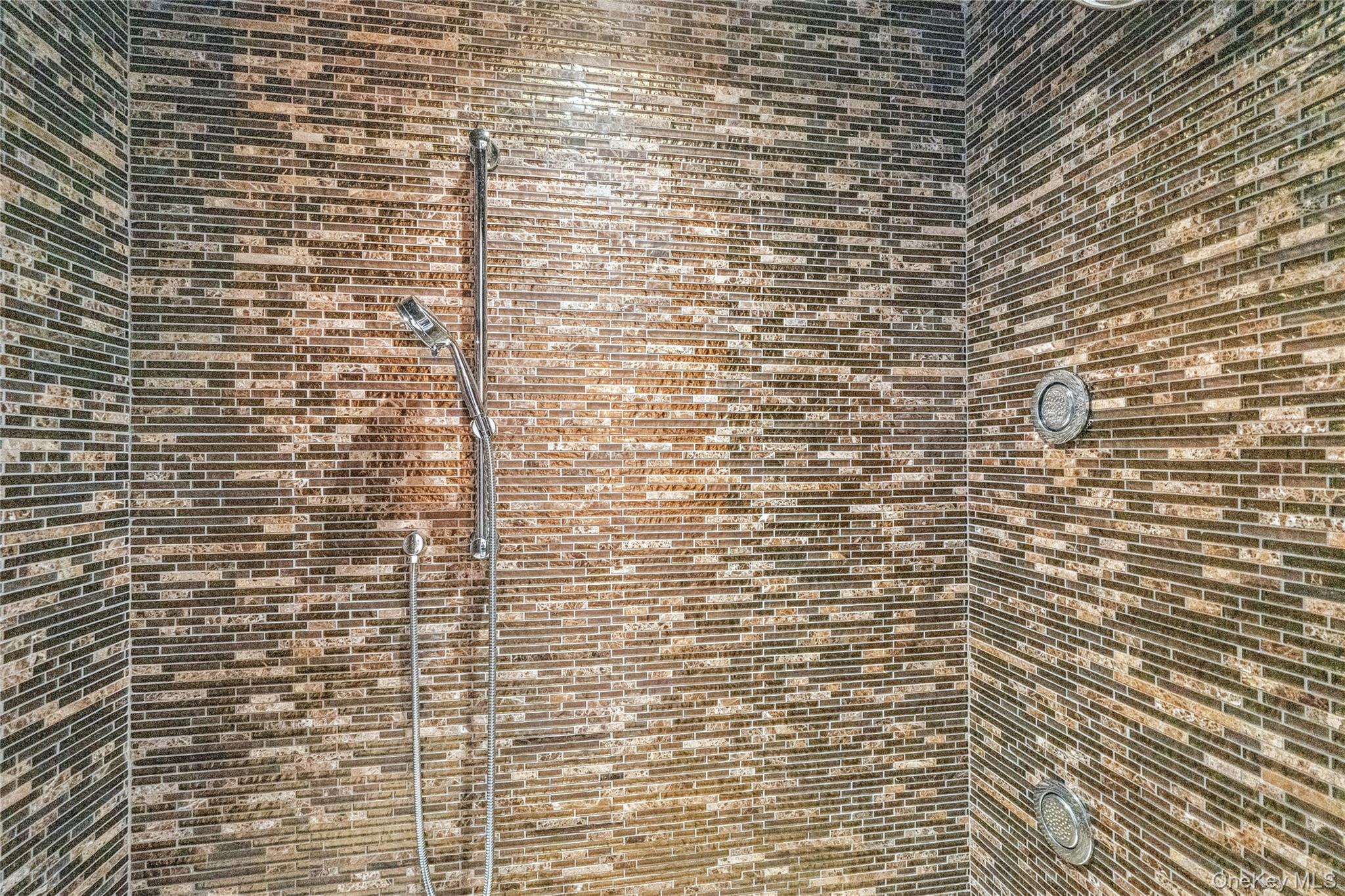 213 Guinea Woods Road, Old Westbury, NY 11568