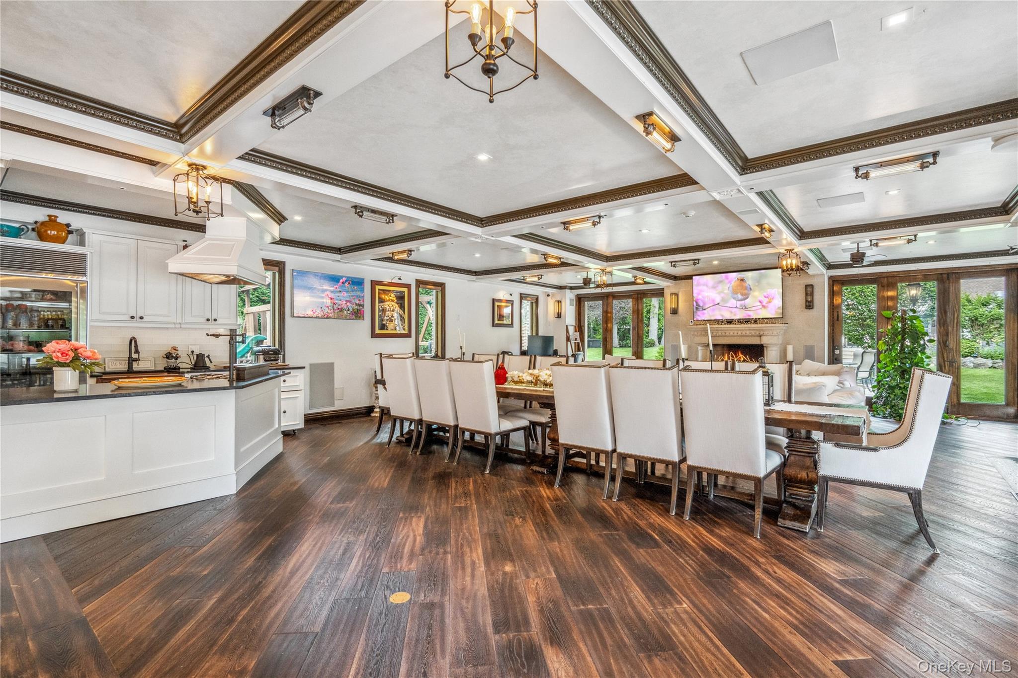 213 Guinea Woods Road, Old Westbury, NY 11568