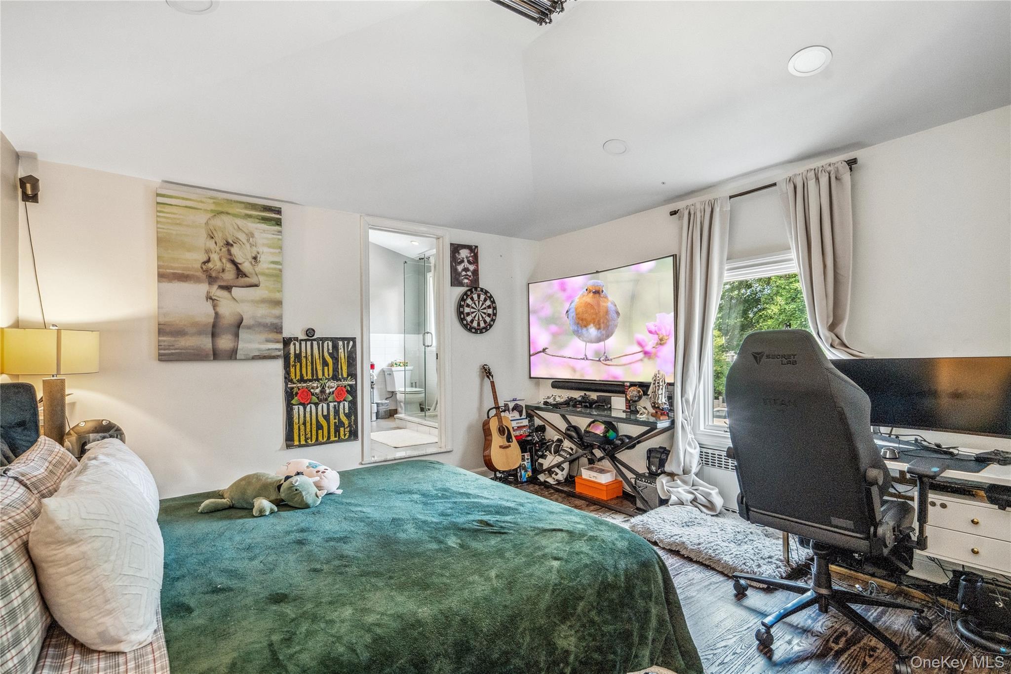 213 Guinea Woods Road, Old Westbury, NY 11568