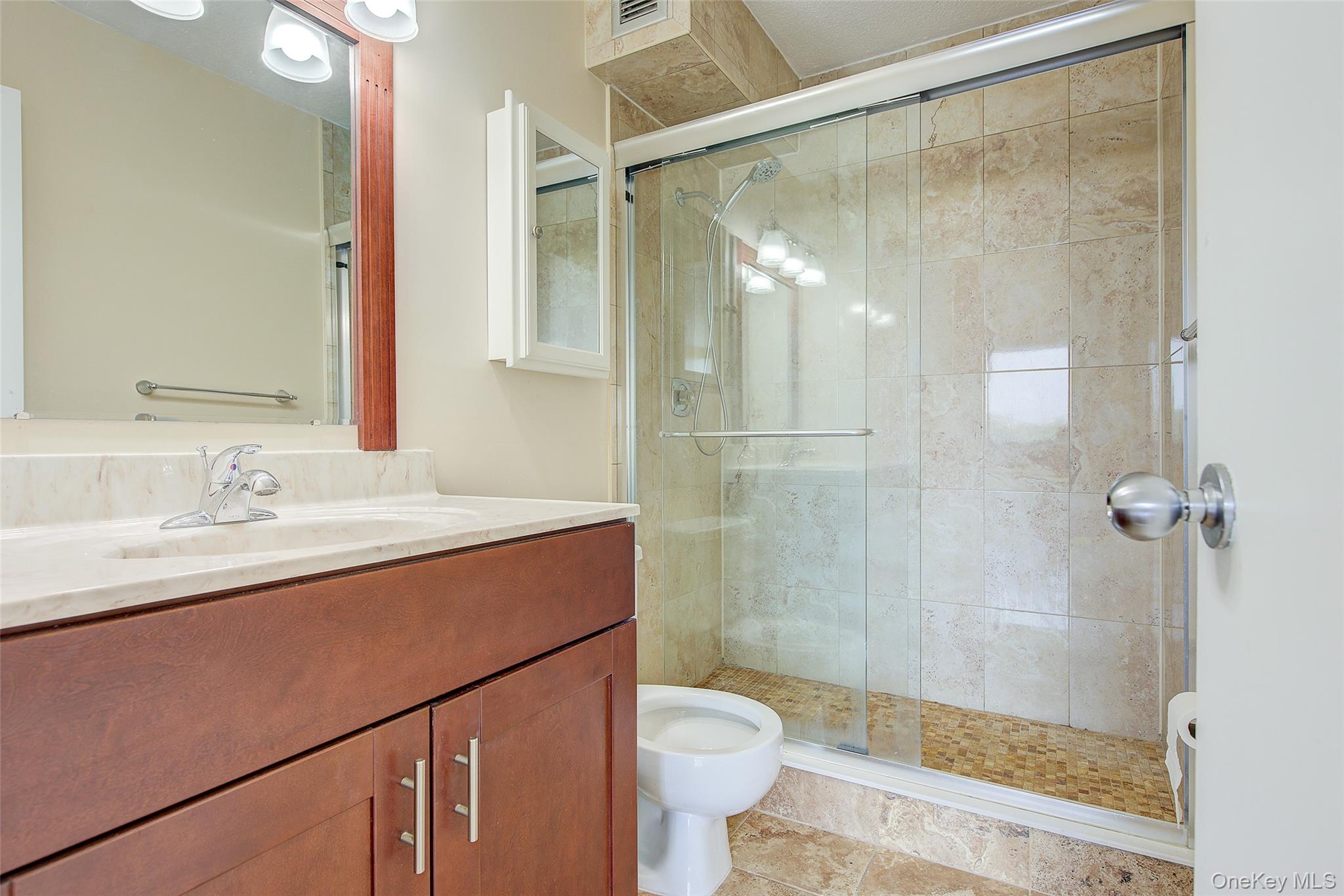 1 Bay Club Drive # 5H, Bayside, NY 11360