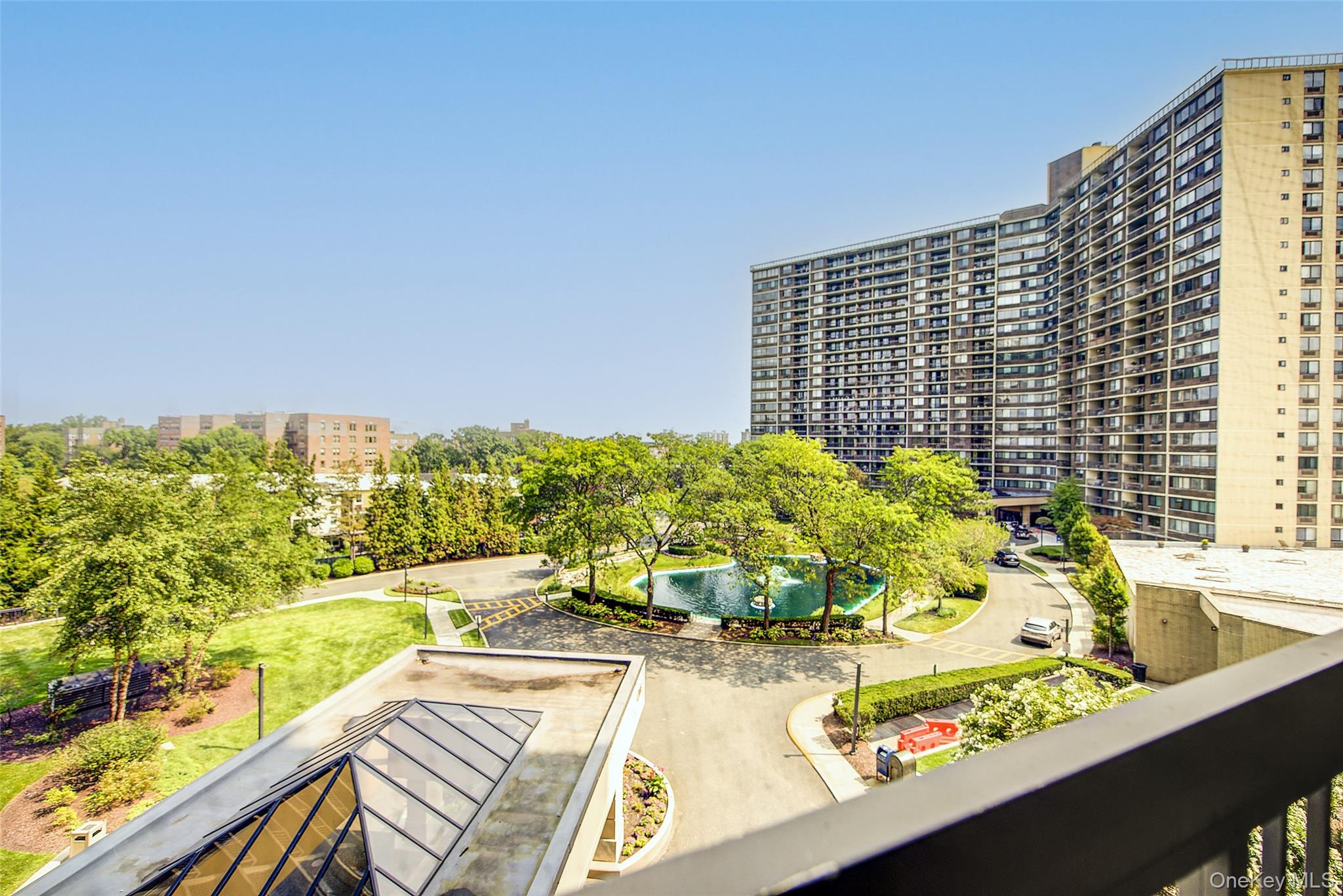 1 Bay Club Drive # 5H, Bayside, NY 11360