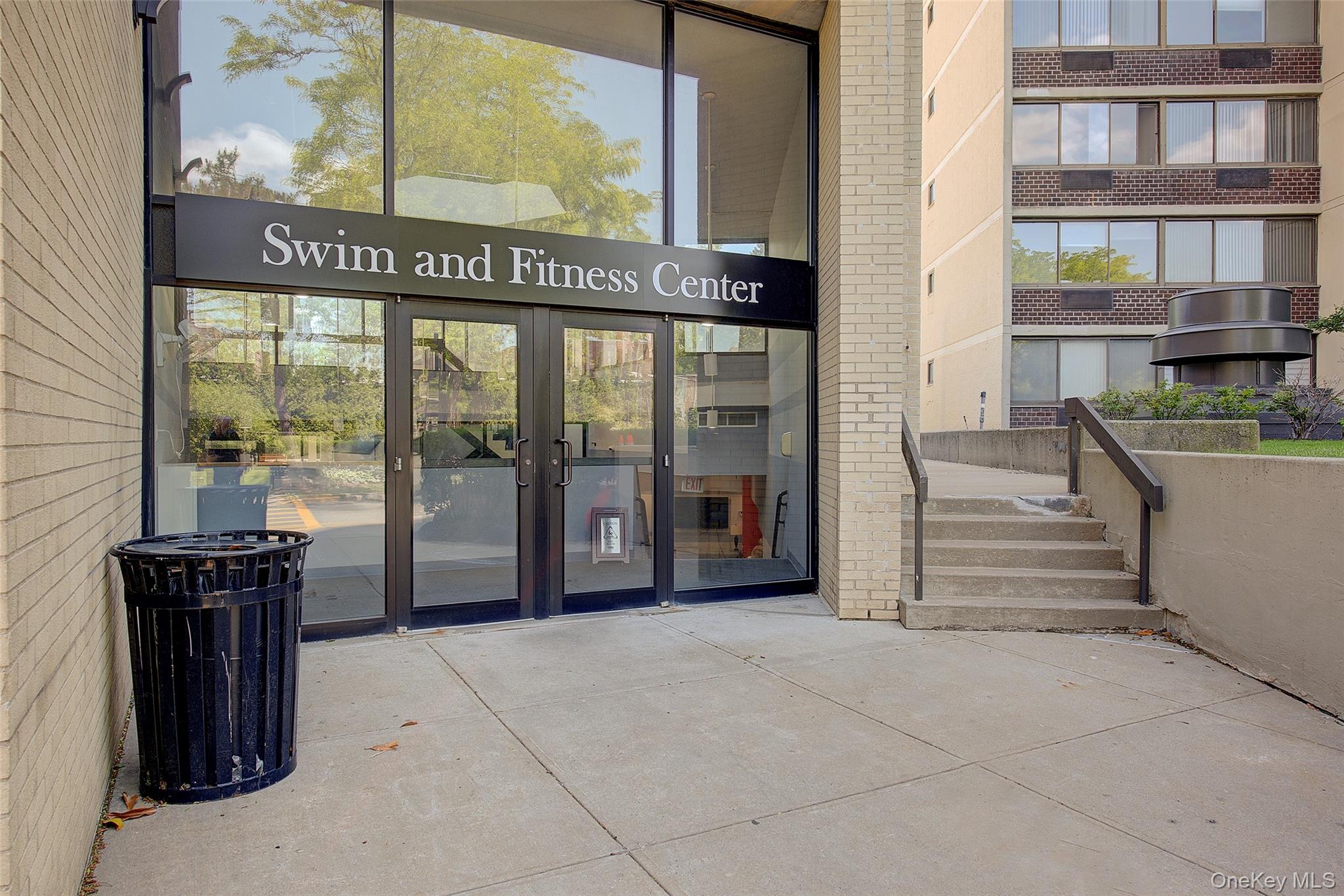 1 Bay Club Drive # 5H, Bayside, NY 11360