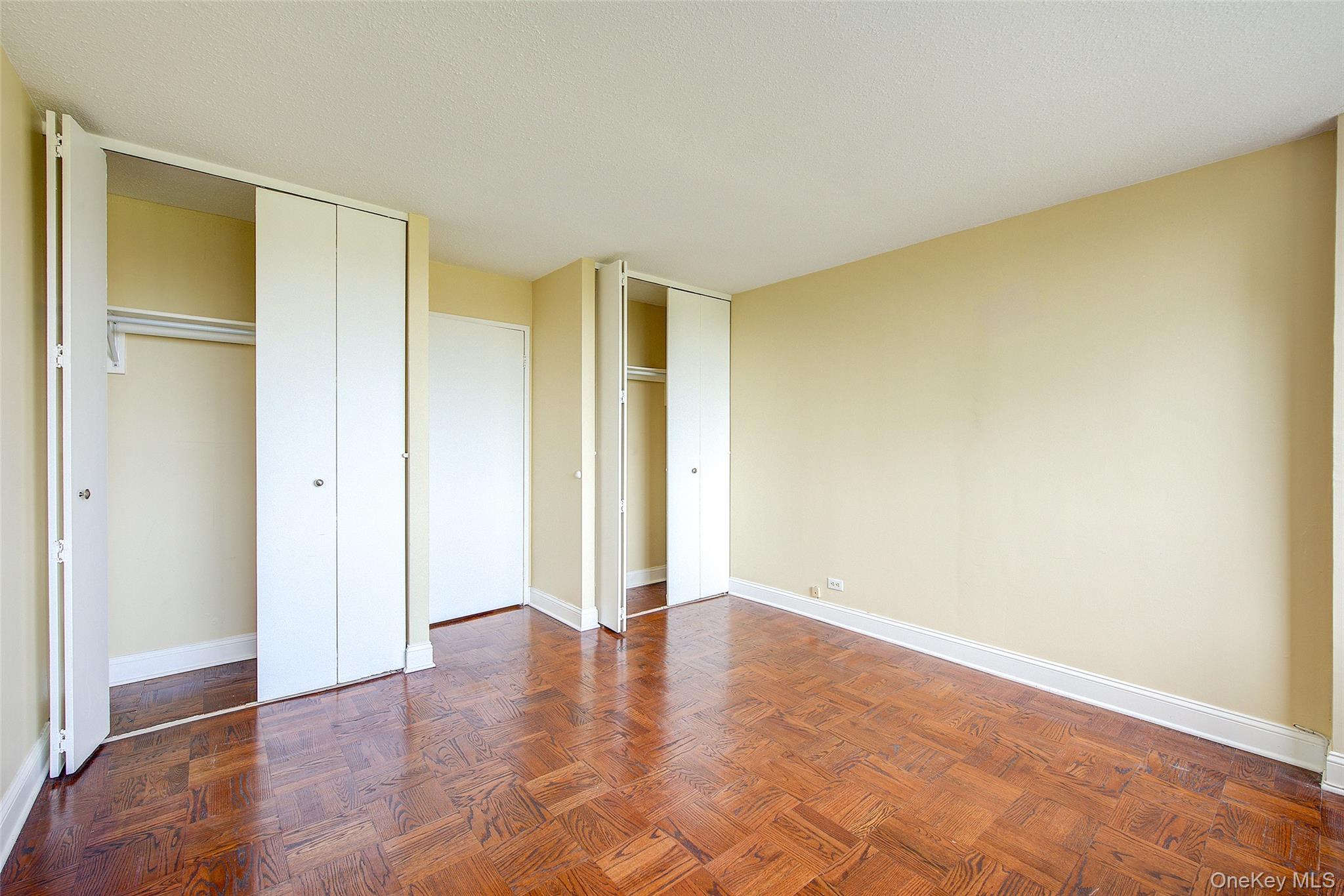 1 Bay Club Drive # 5H, Bayside, NY 11360