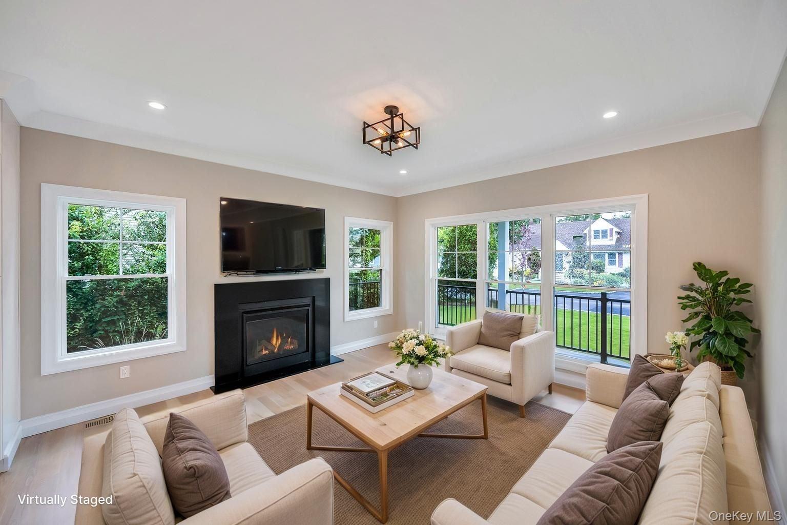 100 Root Avenue, Islip, NY 11751