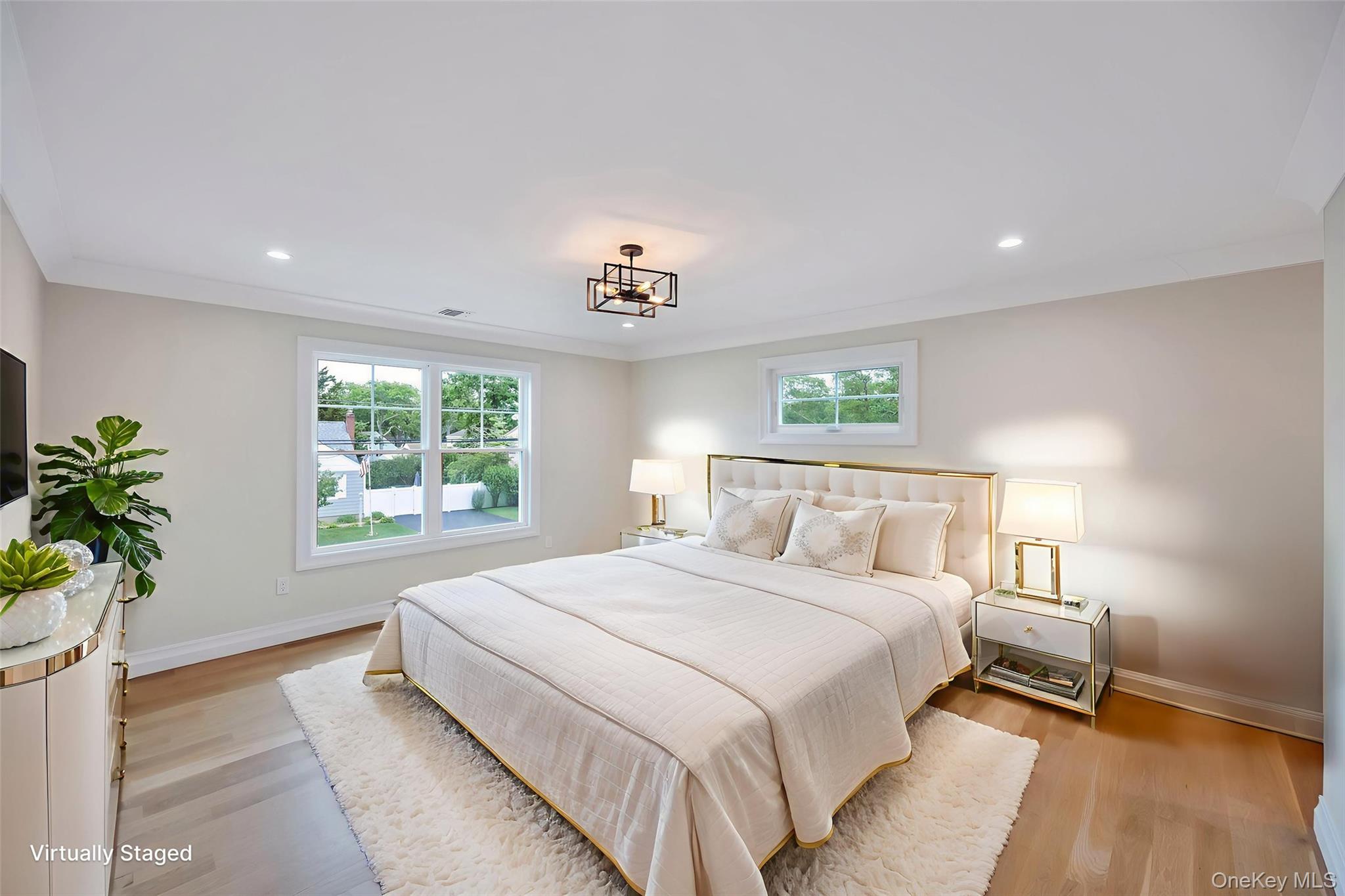 100 Root Avenue, Islip, NY 11751