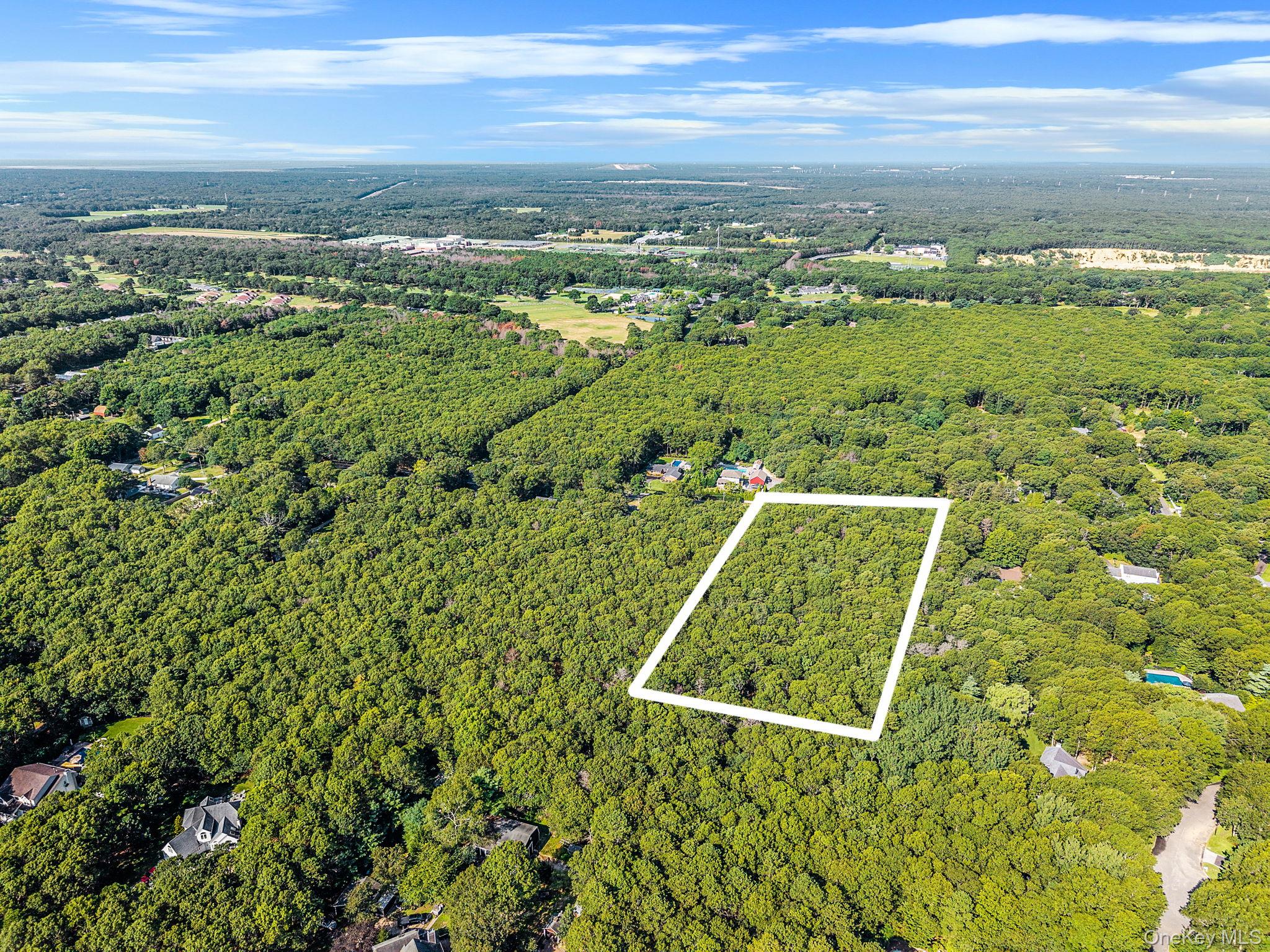 200 Wading River Road, Manorville, NY 11949