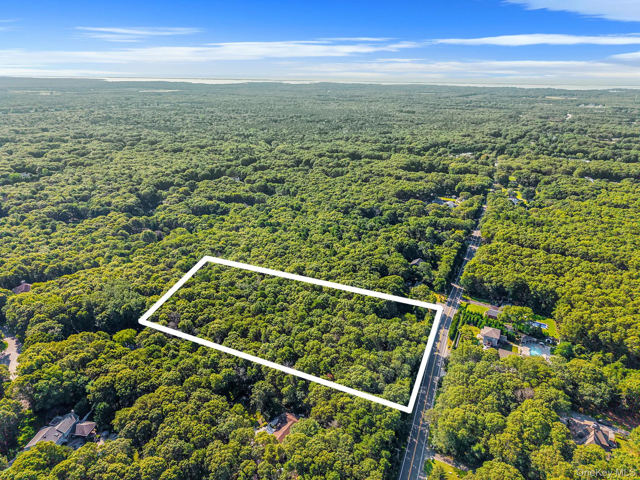 200 Wading River Road, Manorville, NY 11949