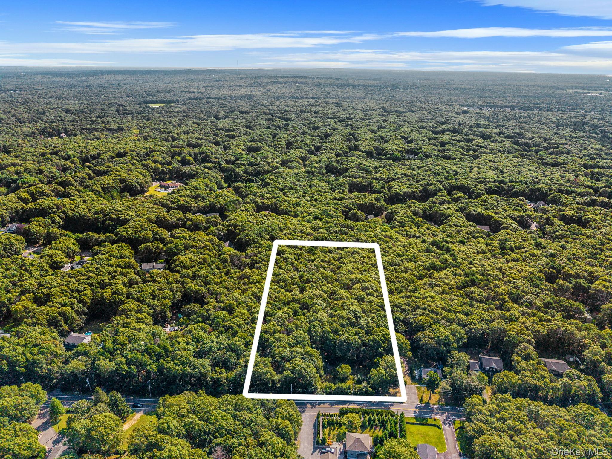 200 Wading River Road, Manorville, NY 11949