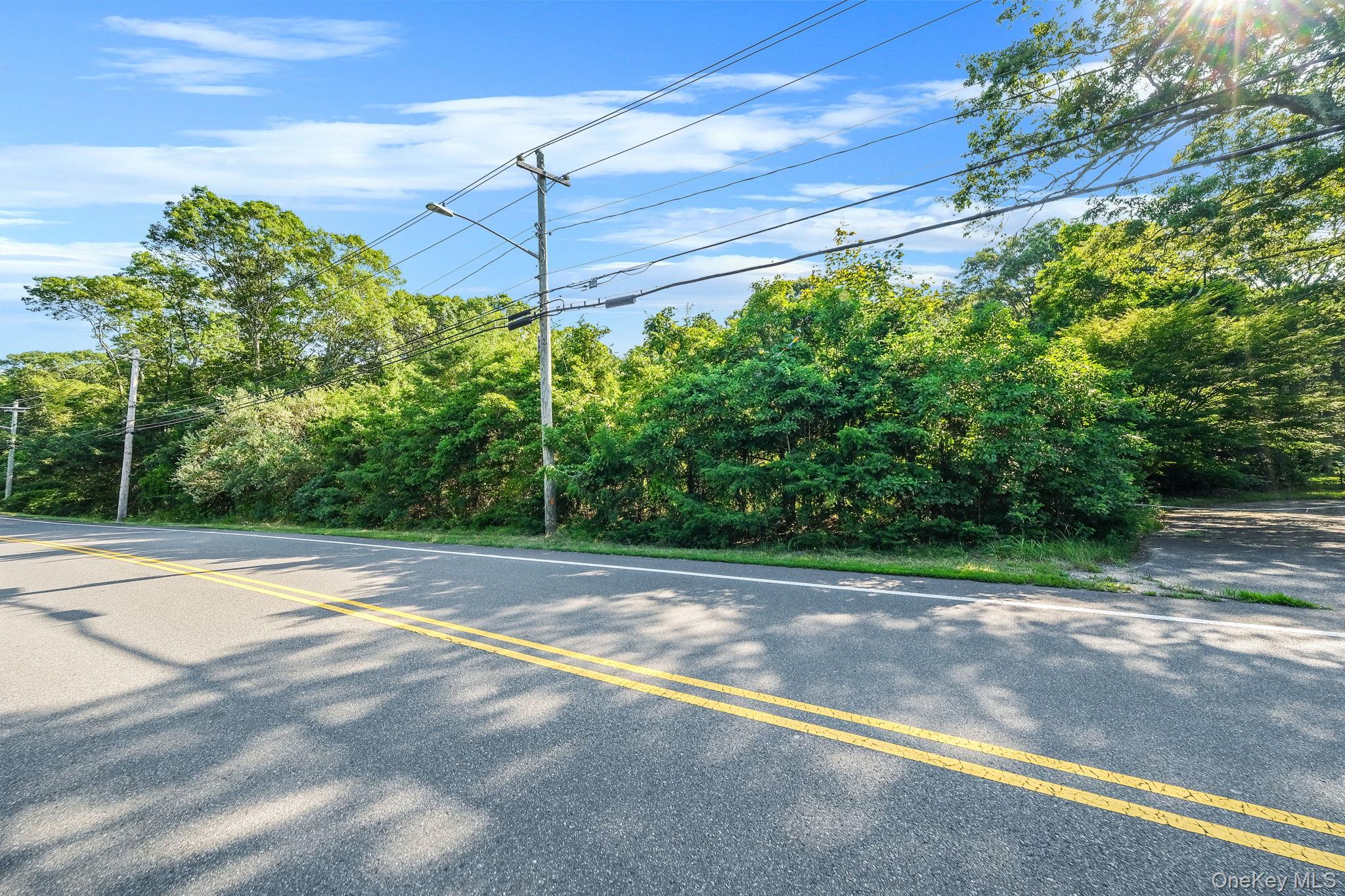 200 Wading River Road, Manorville, NY 11949