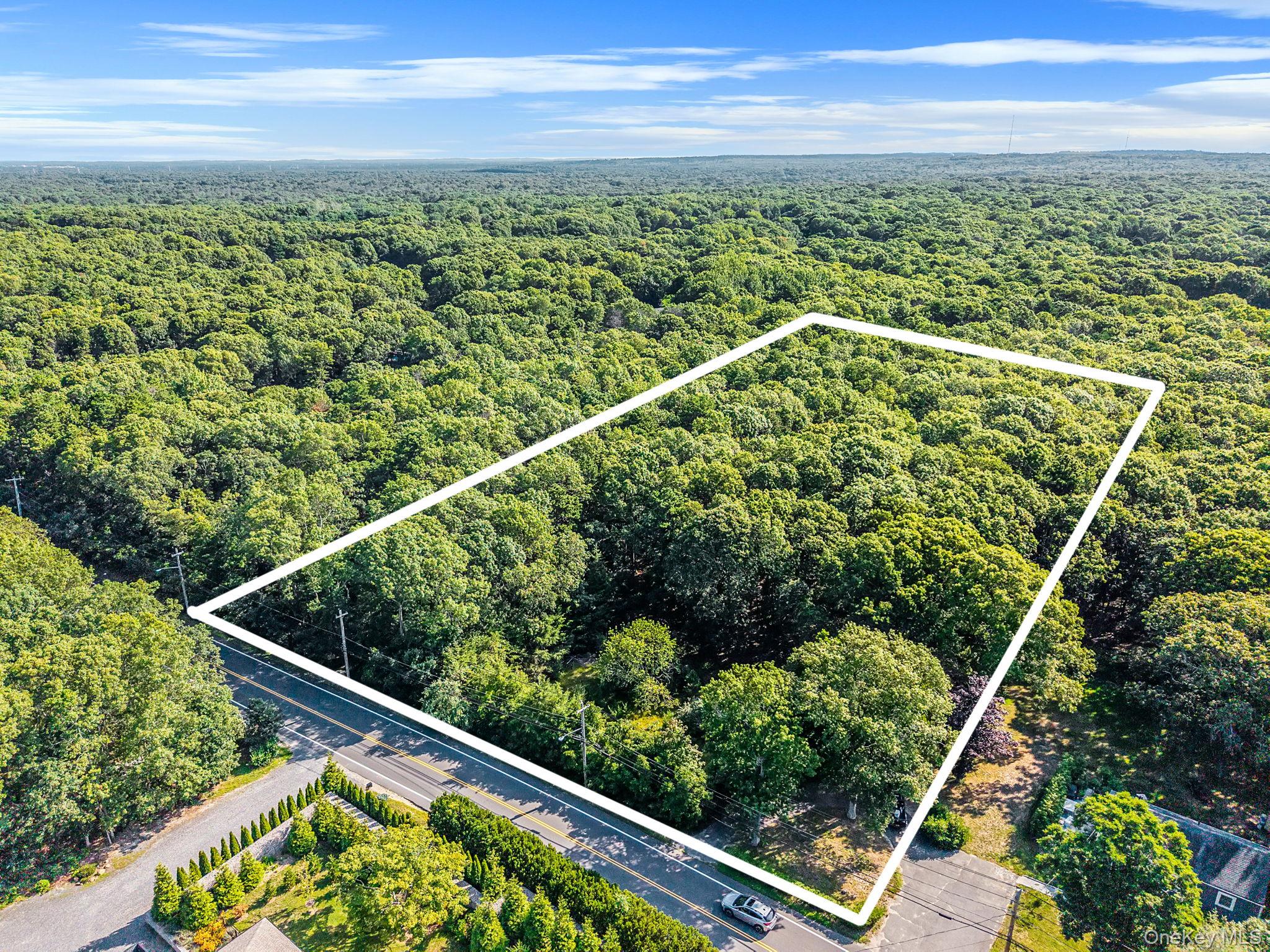 200 Wading River Road, Manorville, NY 11949