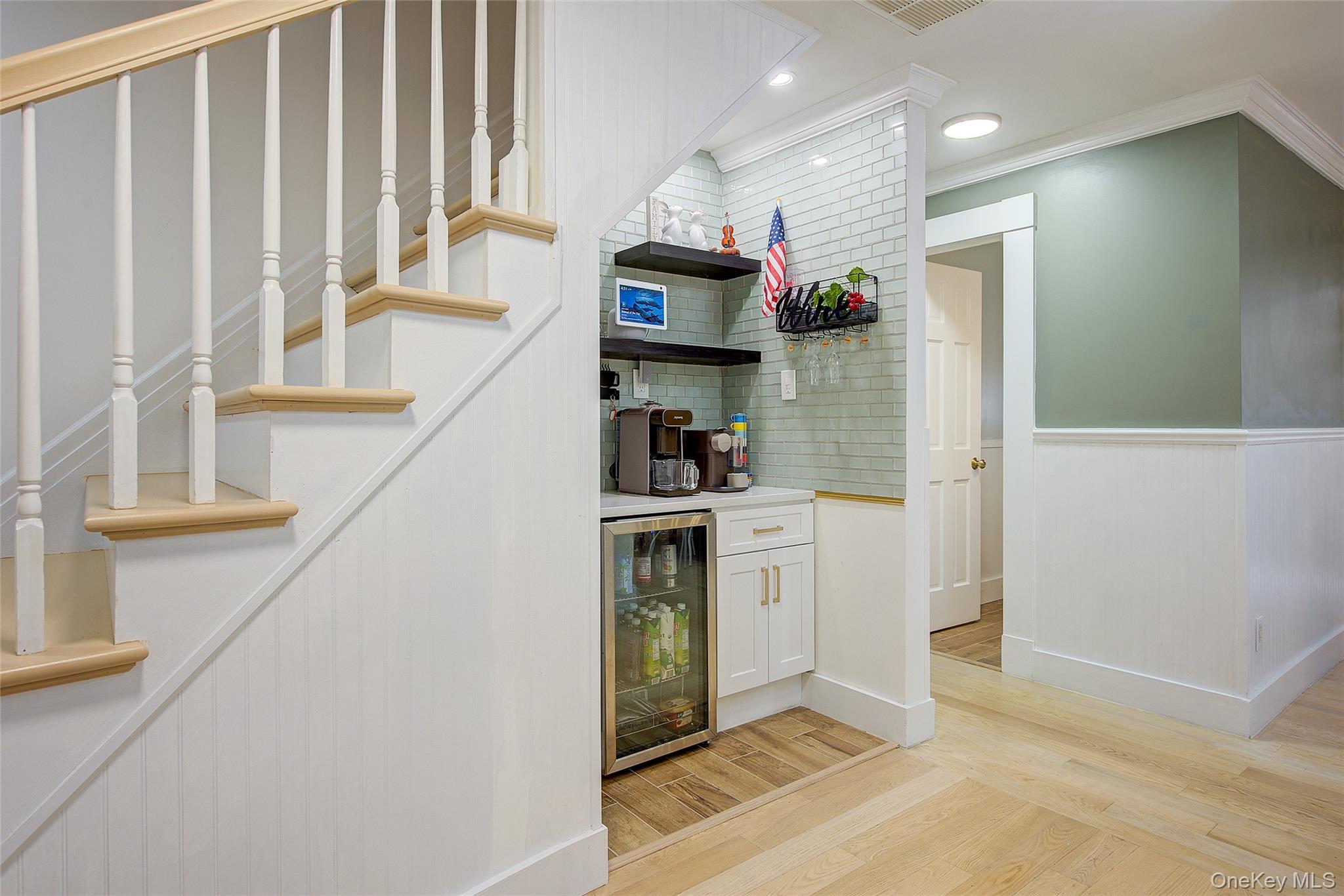 5 Candy Lane, Syosset, NY 11791