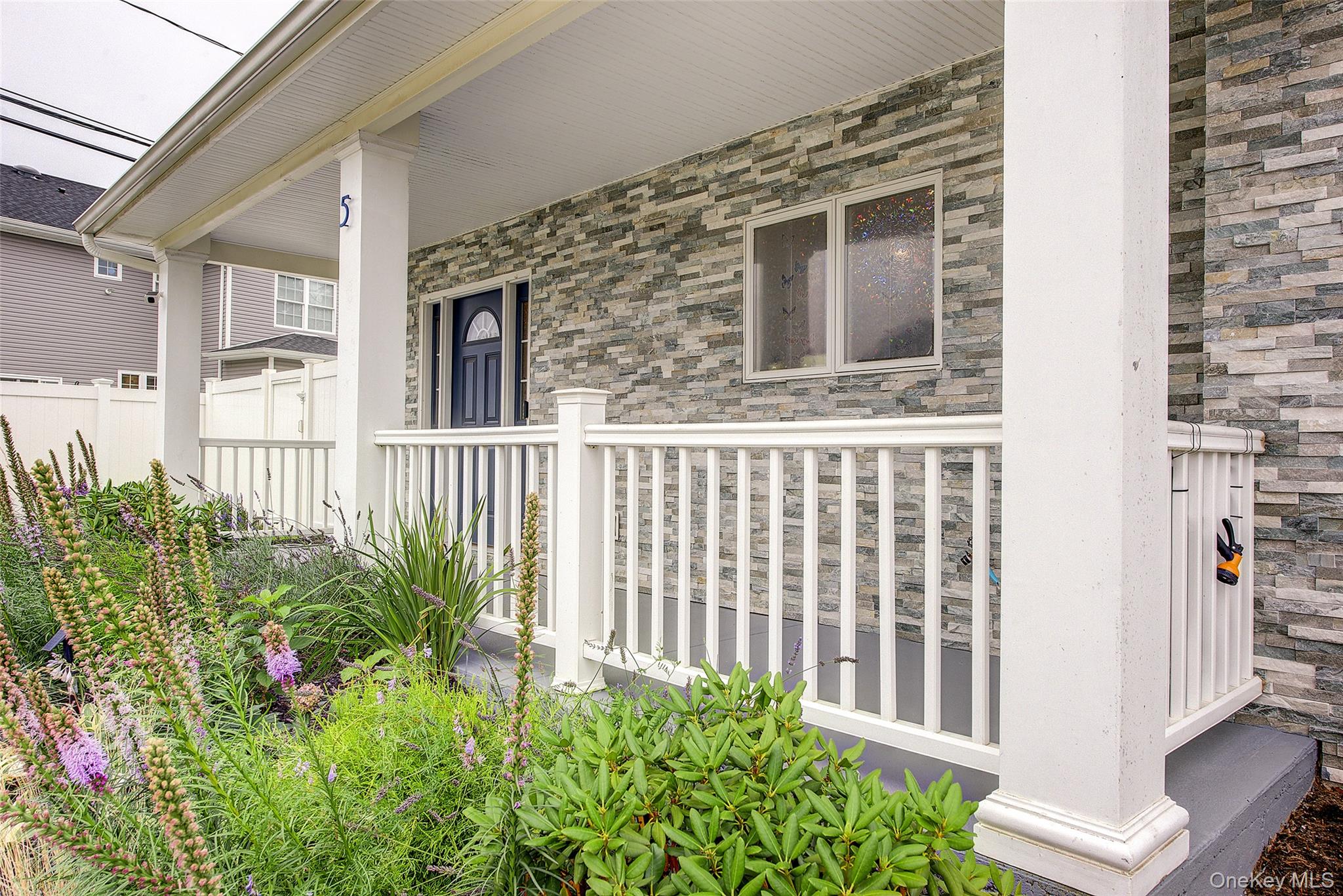 5 Candy Lane, Syosset, NY 11791