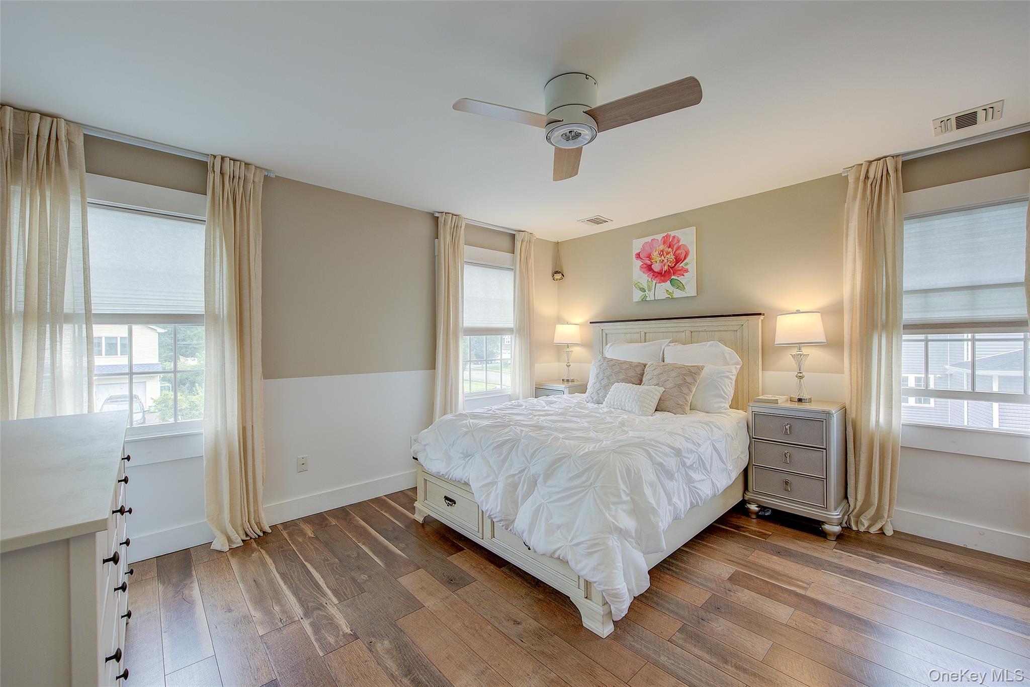 5 Candy Lane, Syosset, NY 11791