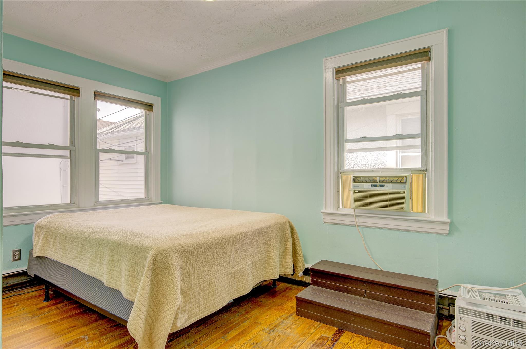 105 Illinois Avenue, Long Beach, NY 11561