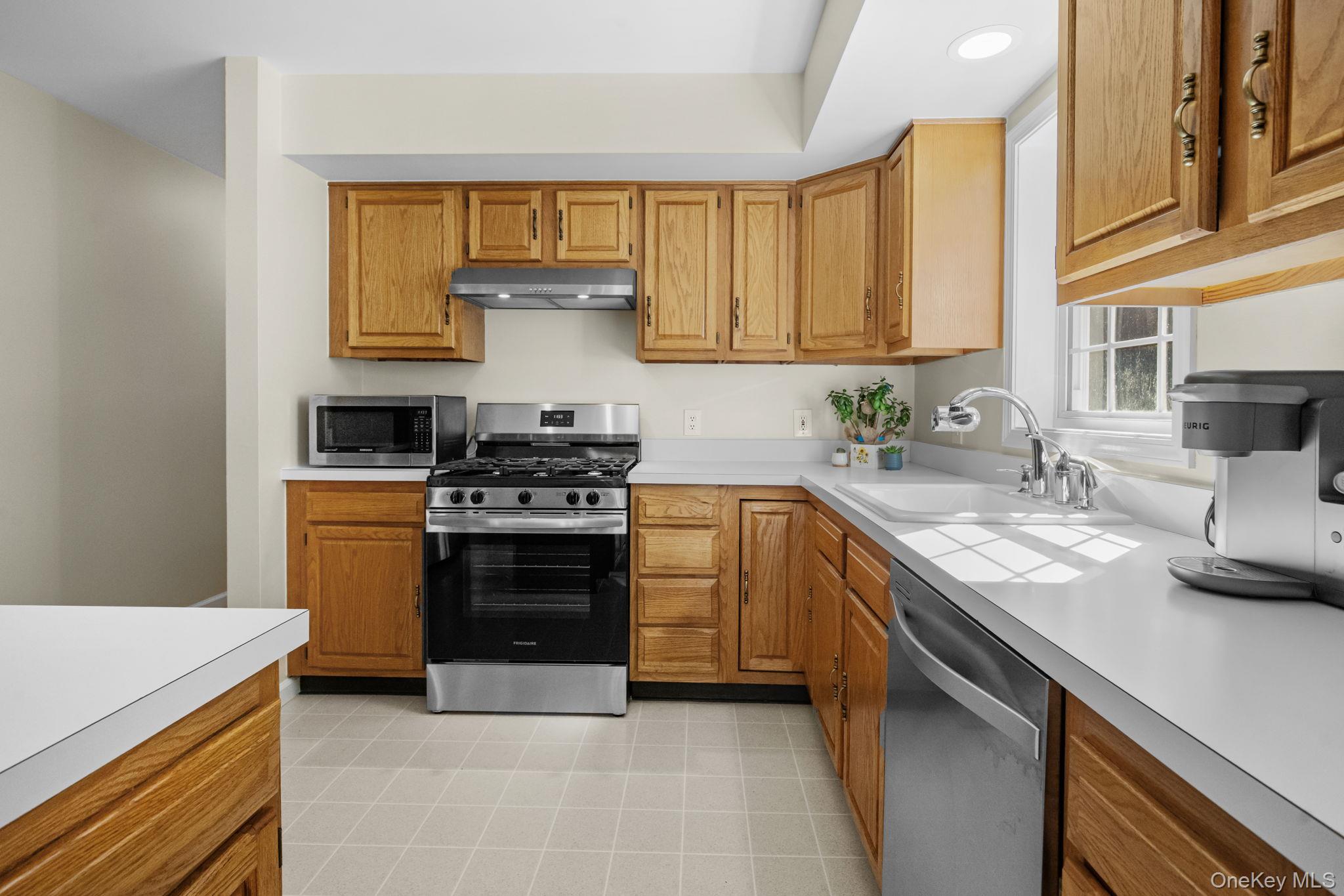 11 Old Martin Road, Hopewell Junction, NY 12533