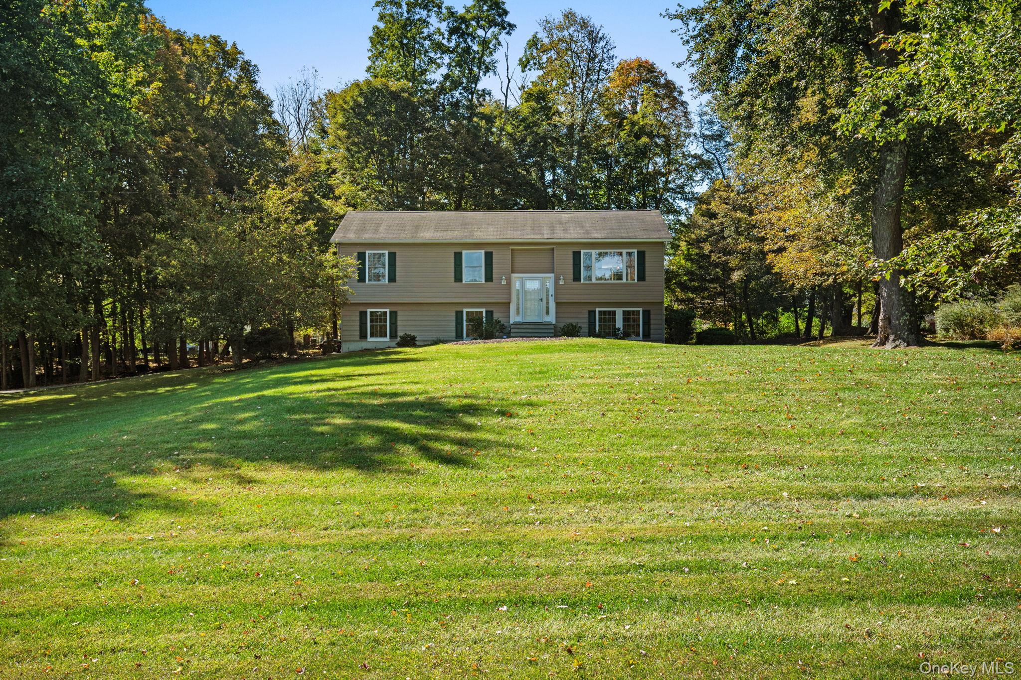 11 Old Martin Road, Hopewell Junction, NY 12533