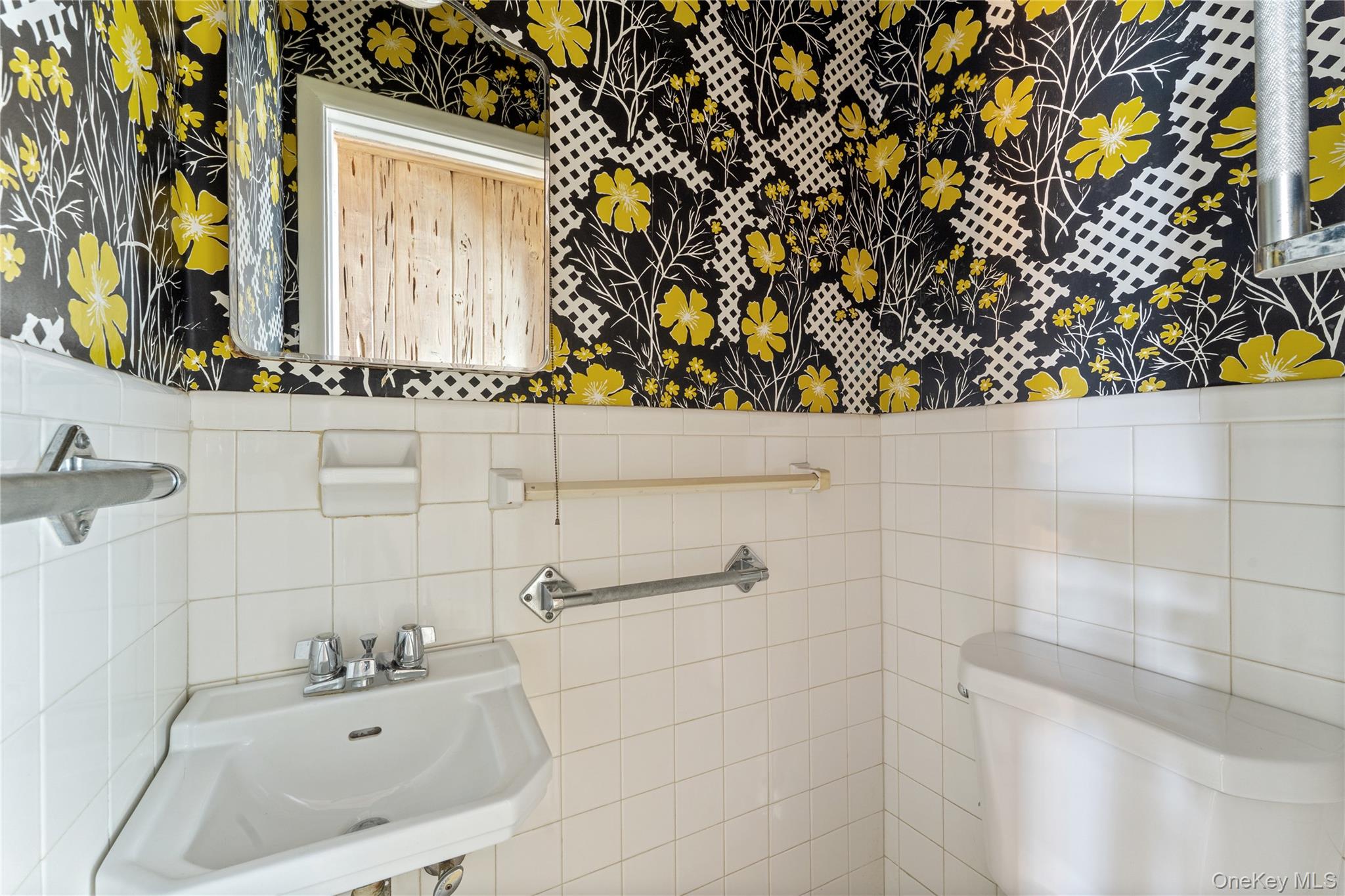 25340 147th Avenue, Rosedale, NY 11422