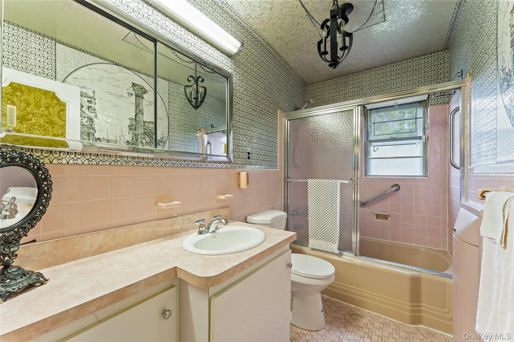 25340 147th Avenue, Rosedale, NY 11422