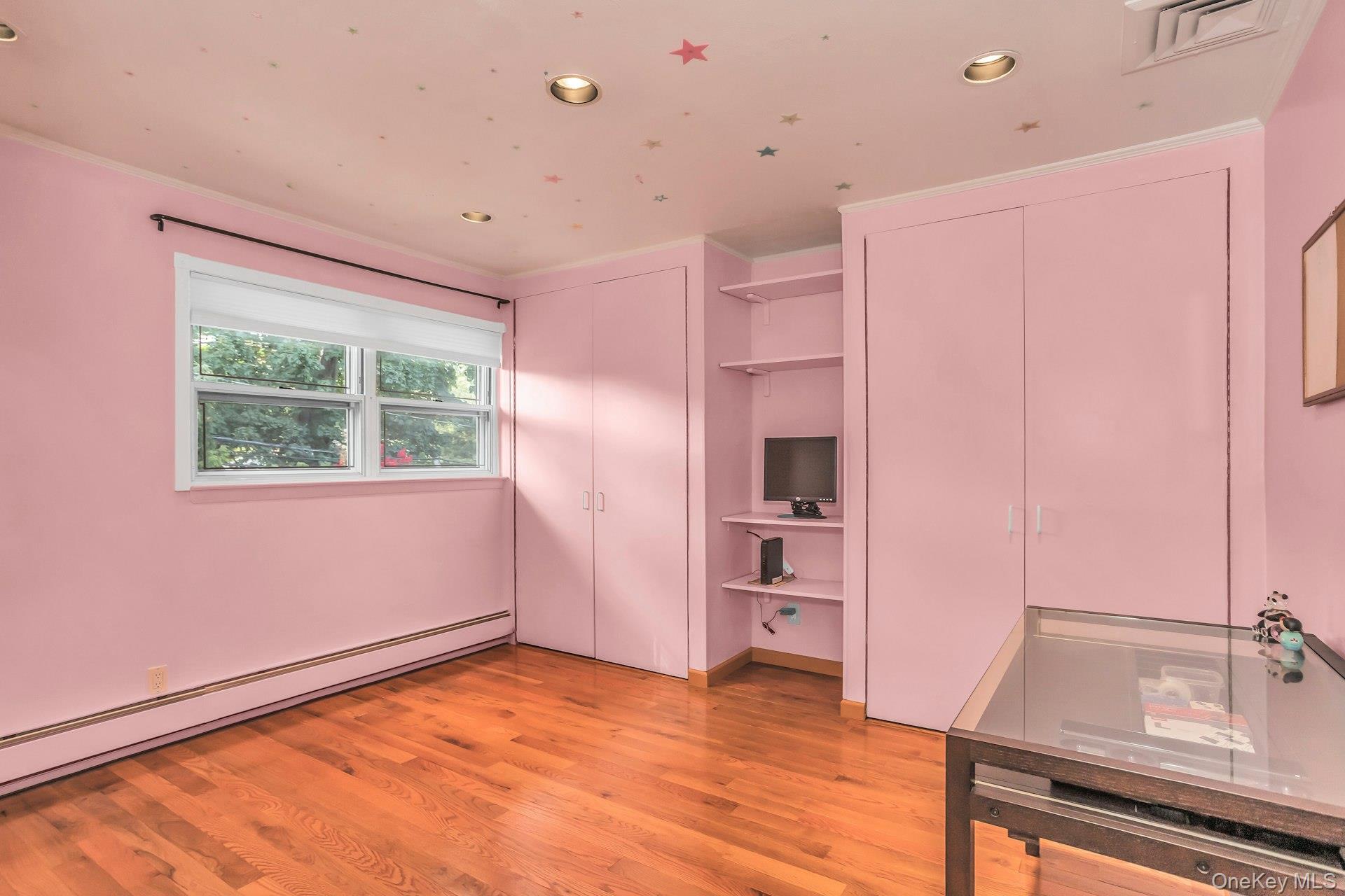 53 Hightop Lane, Jericho, NY 11753