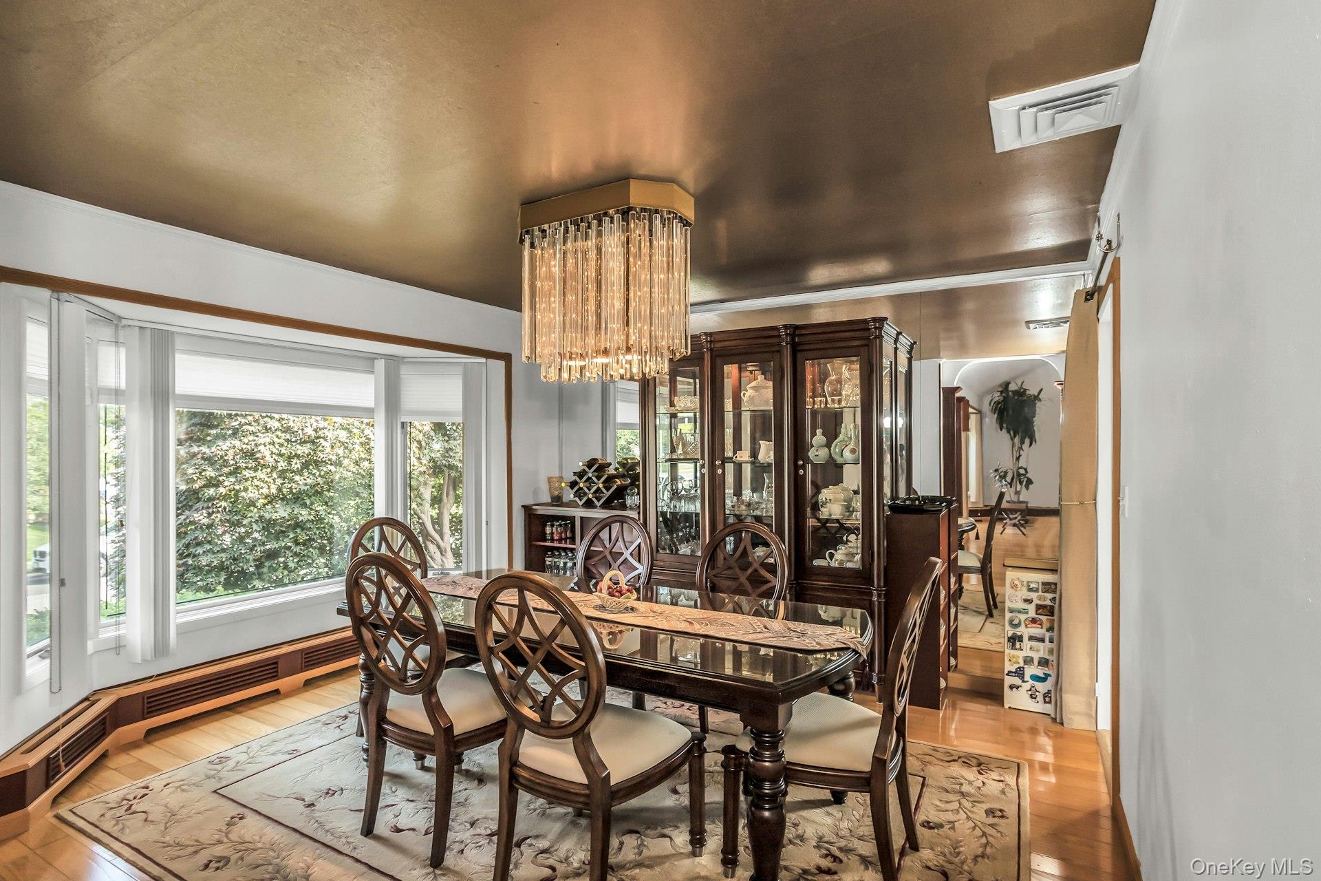 53 Hightop Lane, Jericho, NY 11753