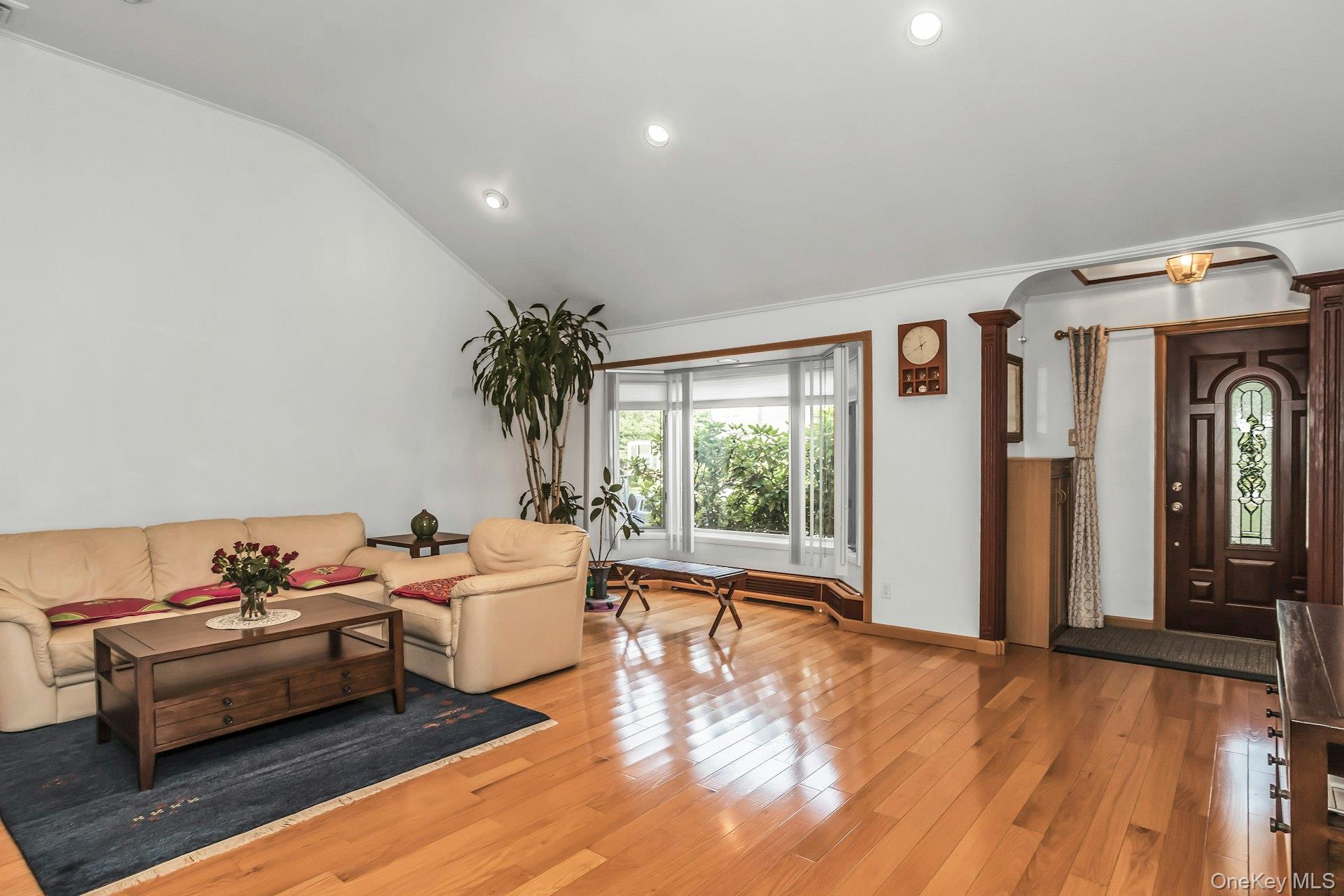 53 Hightop Lane, Jericho, NY 11753