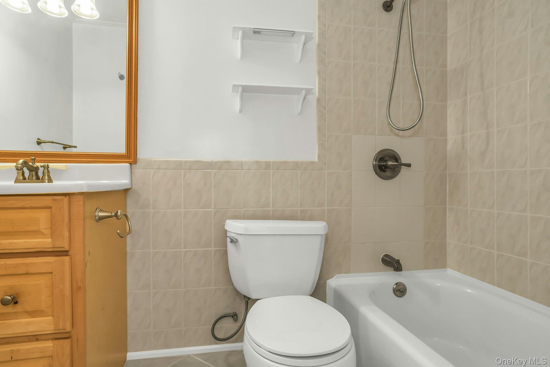 53 Hightop Lane, Jericho, NY 11753