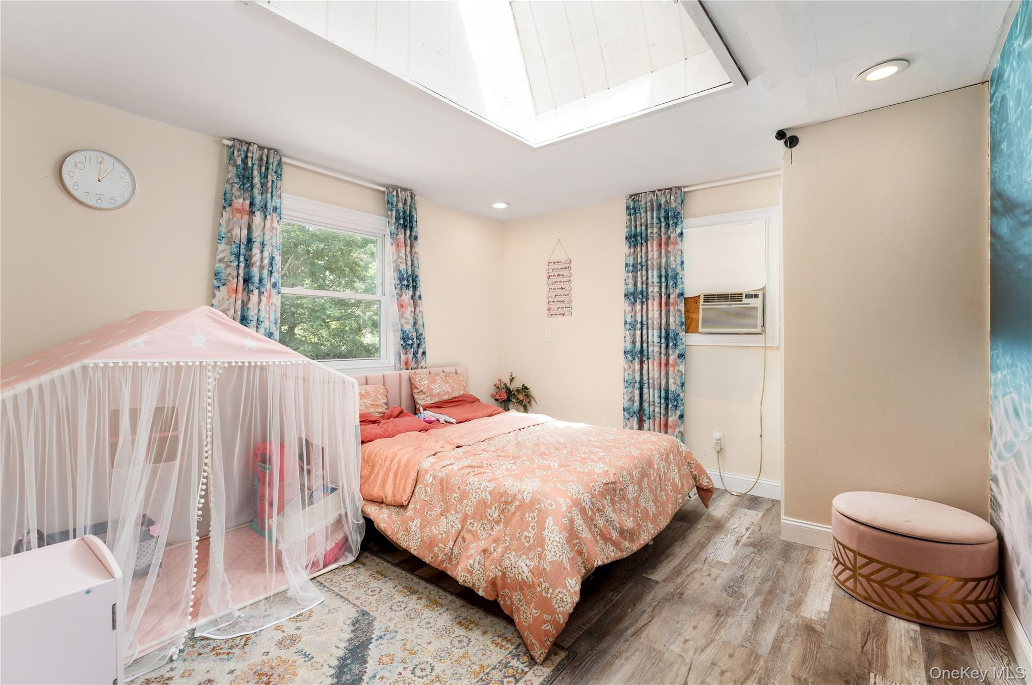 10 Sunnyside Drive, Sound Beach, NY 11789