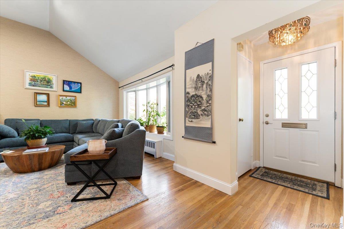 923 Woodmere Drive, North Woodmere, NY 11581