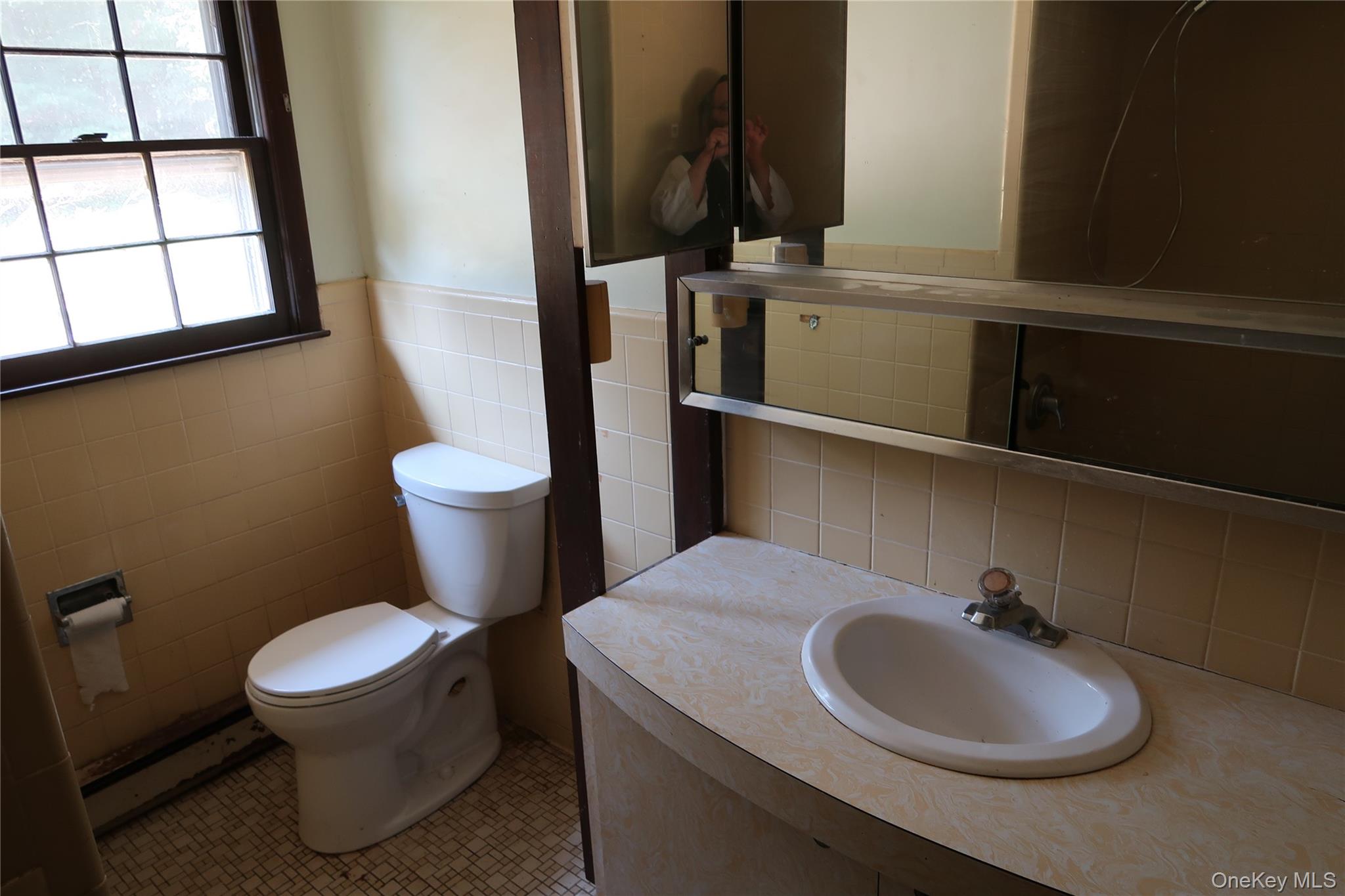 2 Valley View Road, Bloomingburg, NY 12721