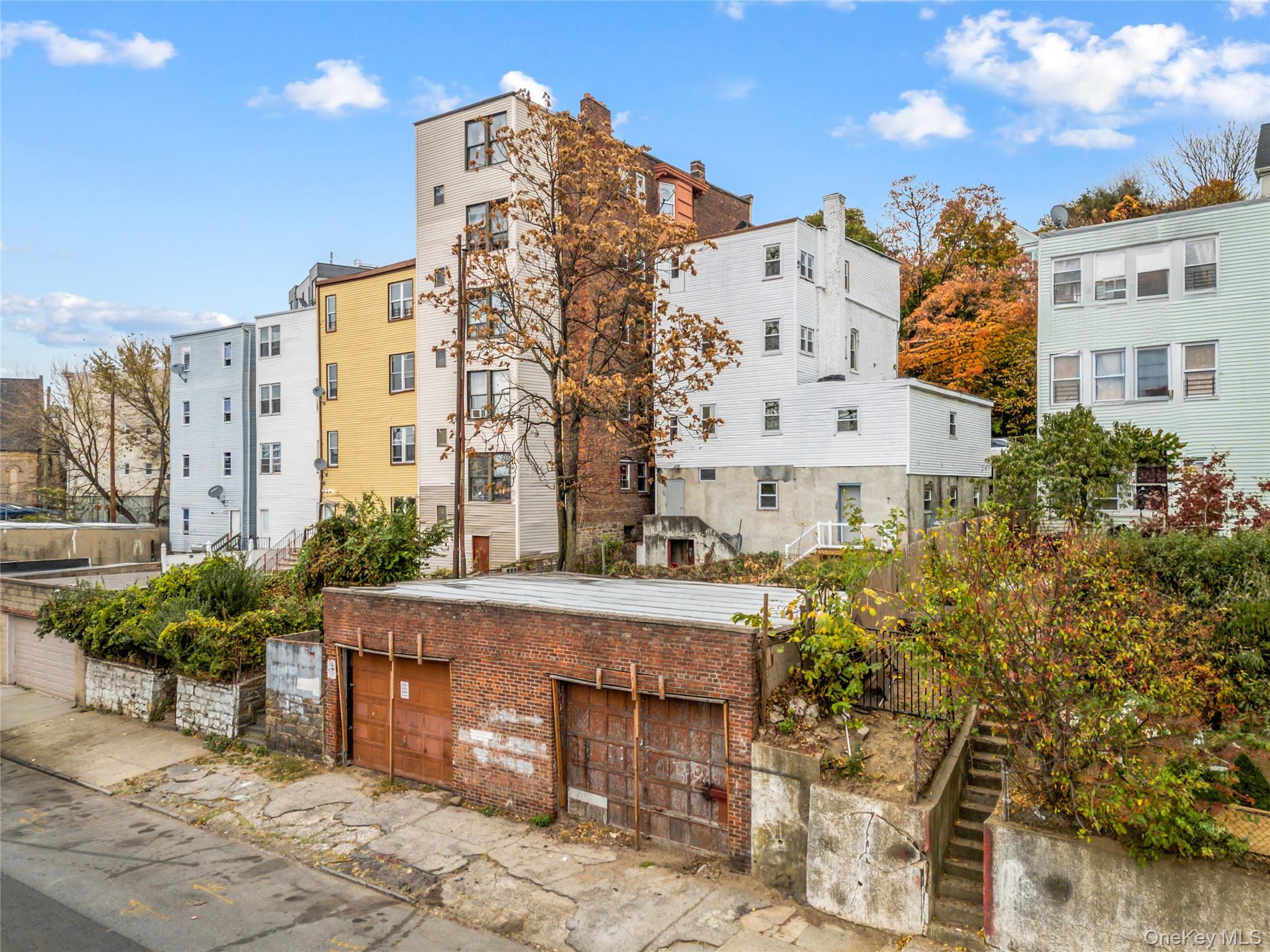 13 Van Cortlandt Park Avenue, Yonkers, NY 10705