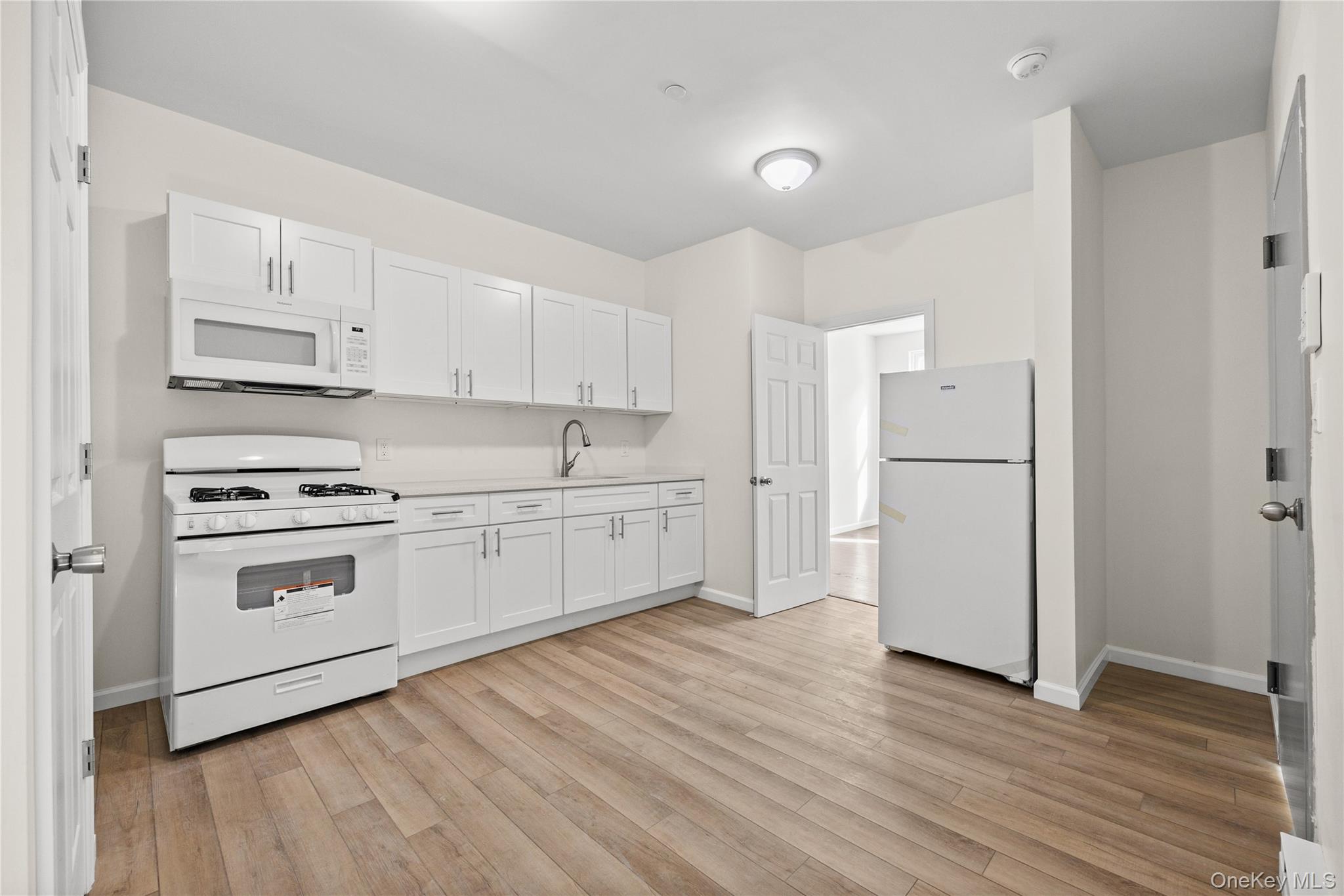 13 Van Cortlandt Park Avenue, Yonkers, NY 10705