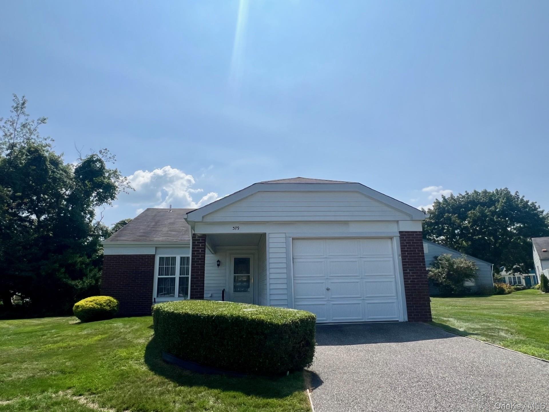 379 Larchmont Court # 379, Ridge, NY 11961