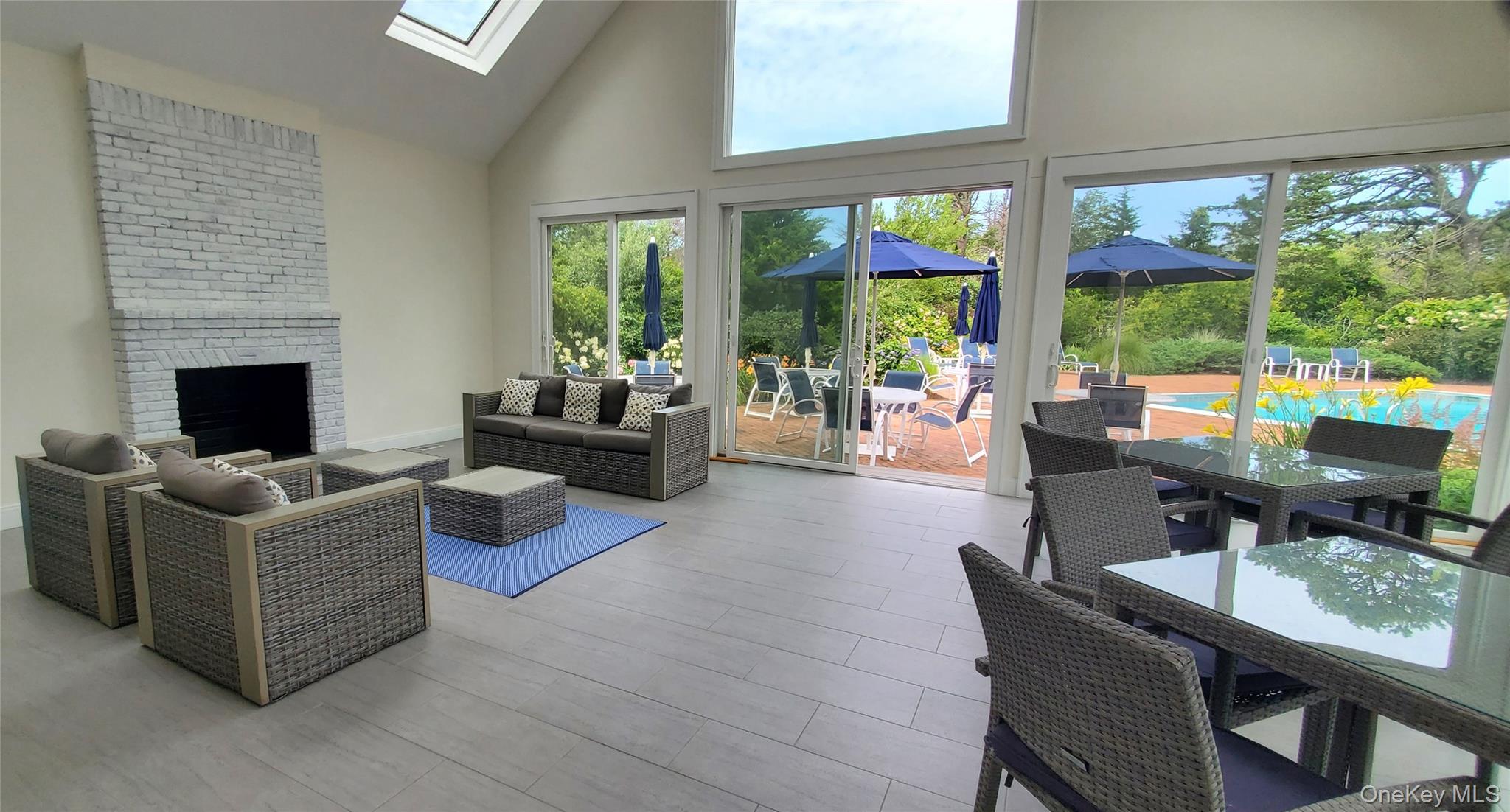 30 Huckleberry Lane, East Hampton, NY 11937