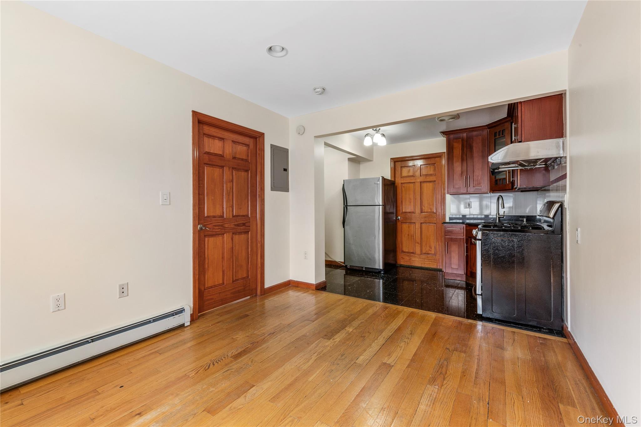 40-40 68th Street # 1A, Woodside, NY 11377