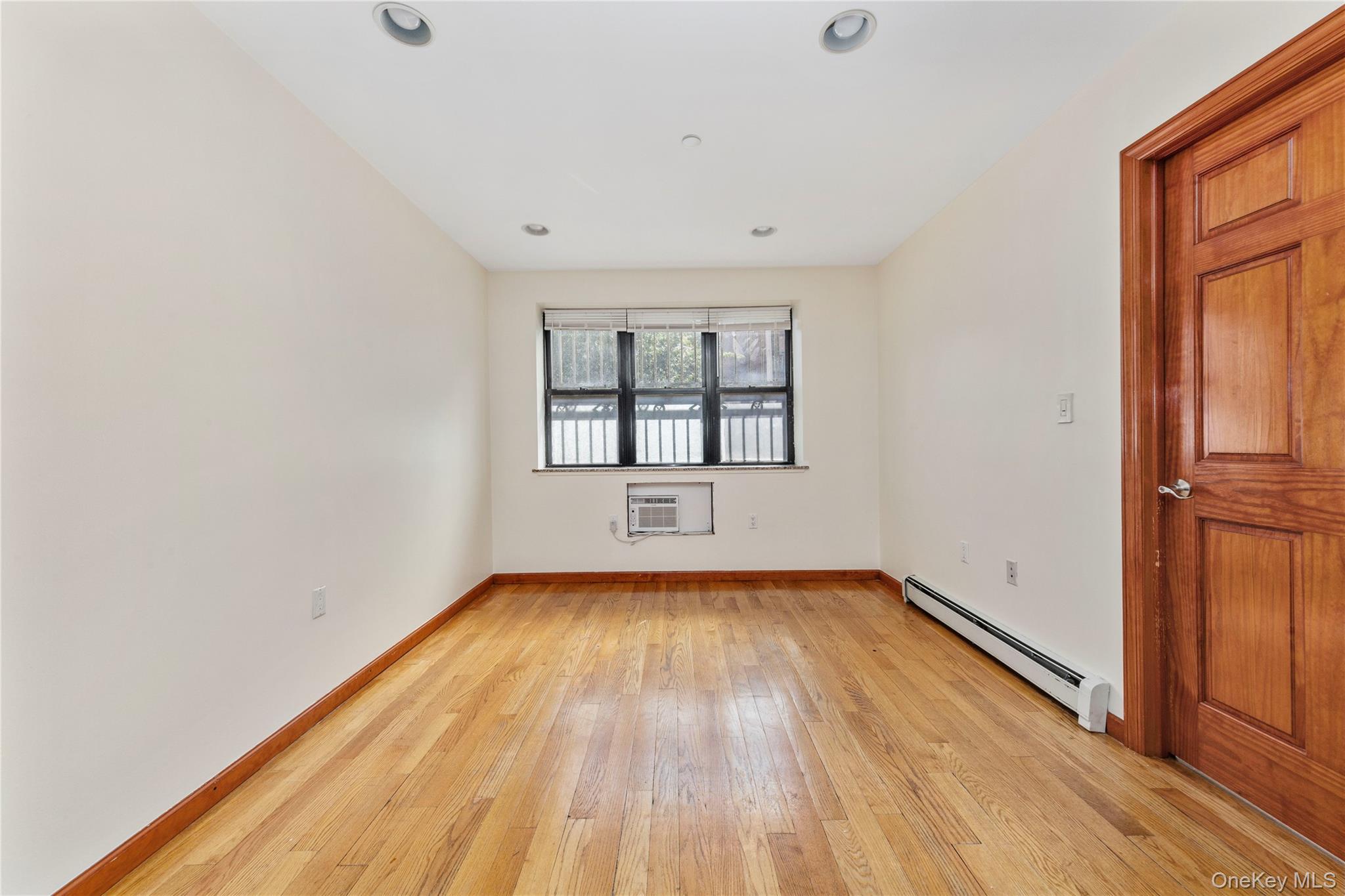 40-40 68th Street # 1A, Woodside, NY 11377