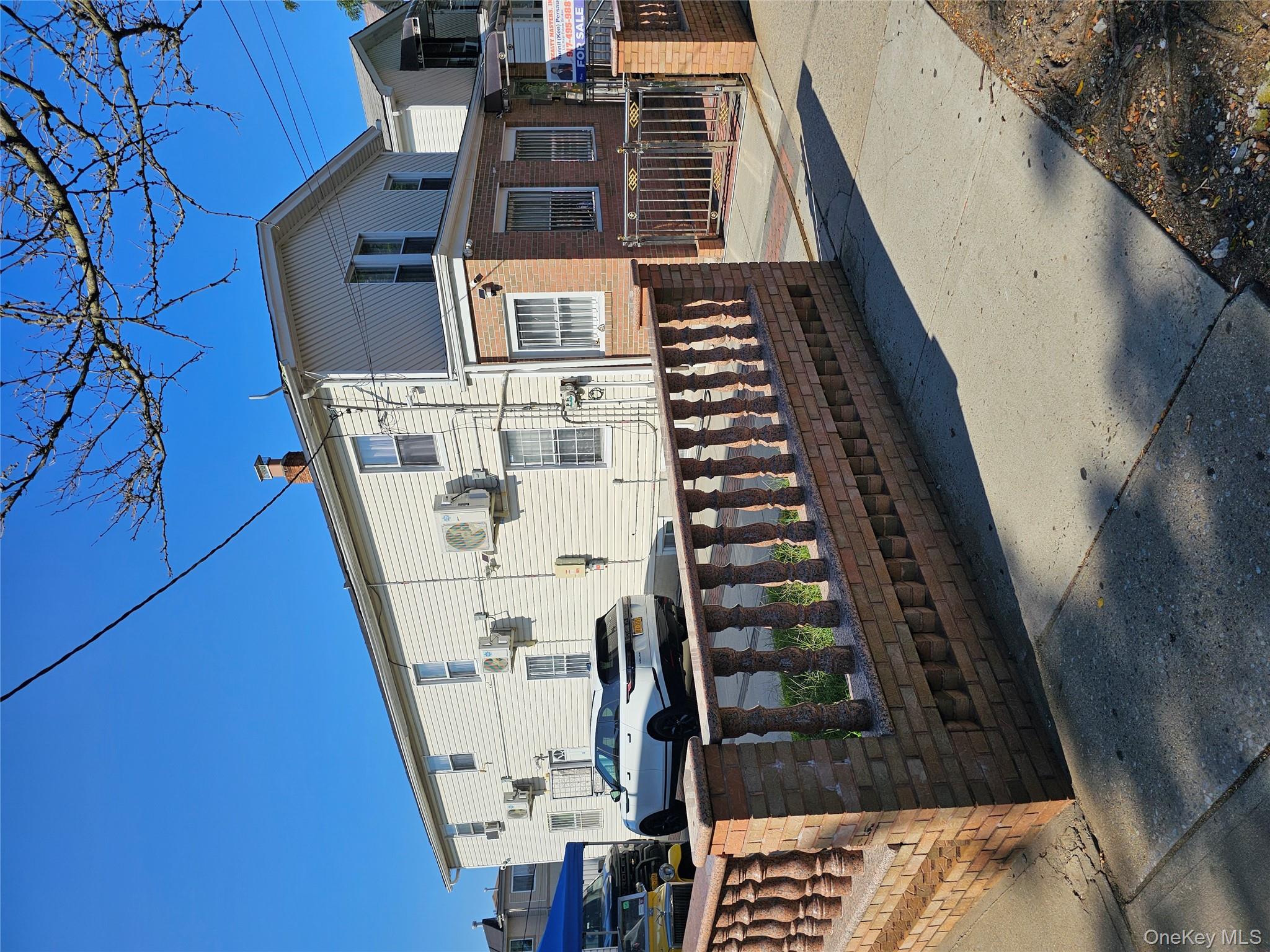 15027 LINDEN BLVD, Jamaica, NY 11434