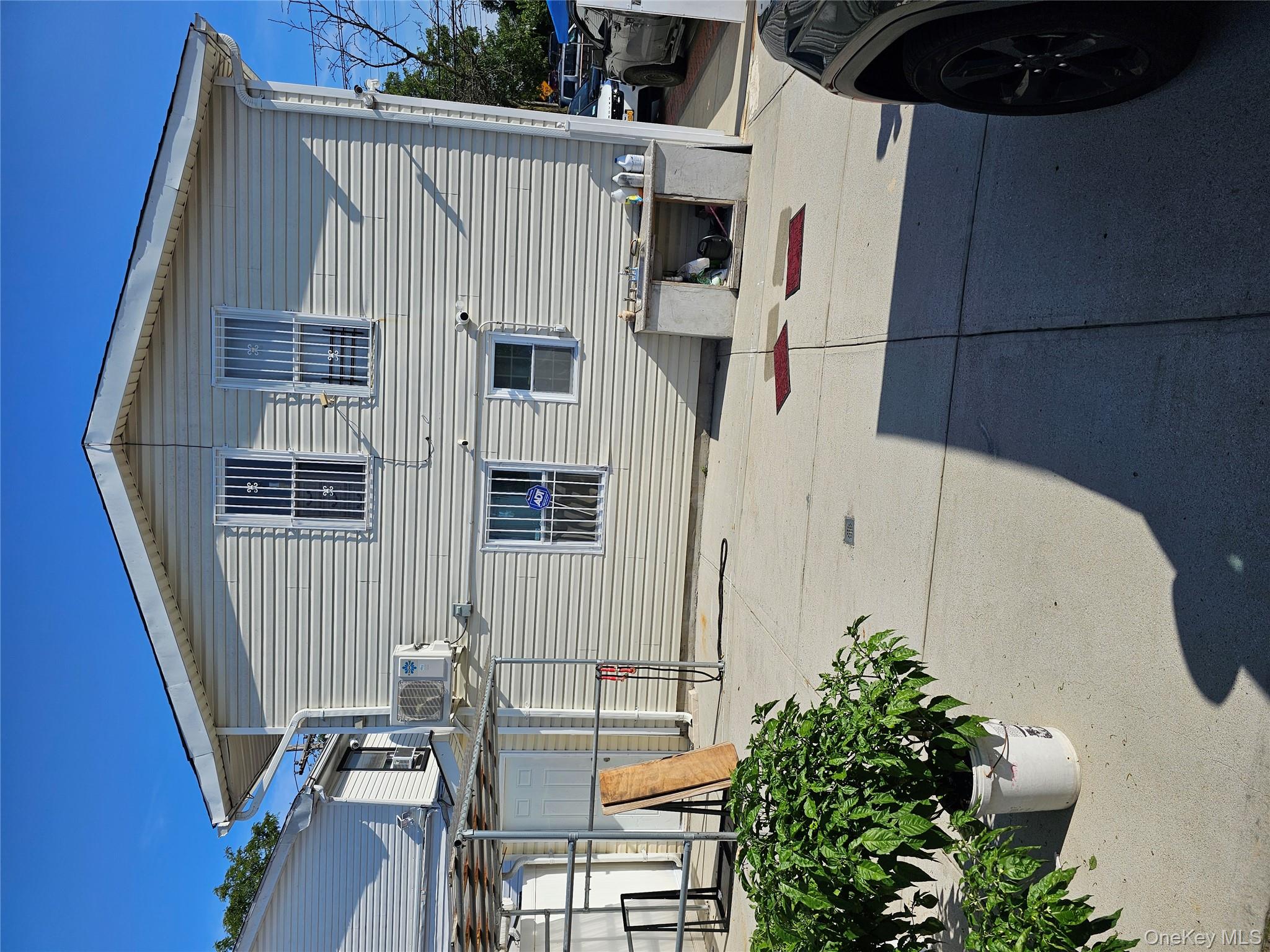 15027 LINDEN BLVD, Jamaica, NY 11434